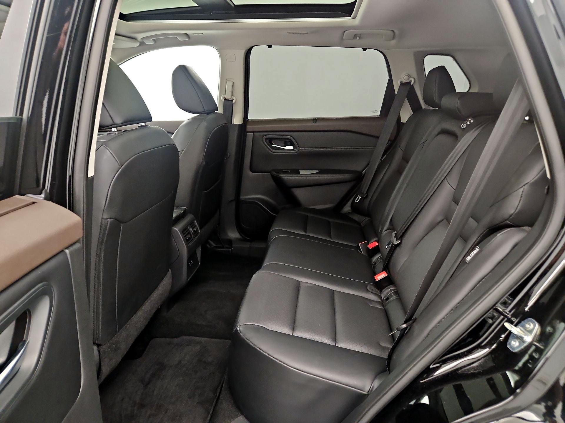 Thumbnail: 2023 Nissan Rogue - 18