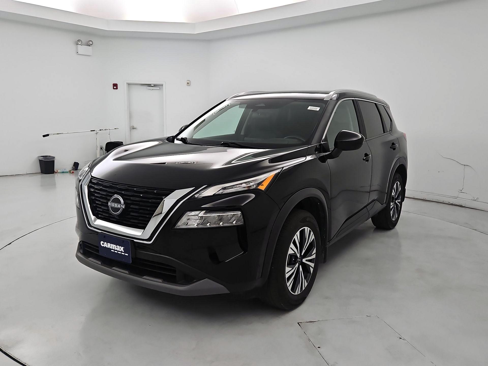 Thumbnail: 2023 Nissan Rogue - 3