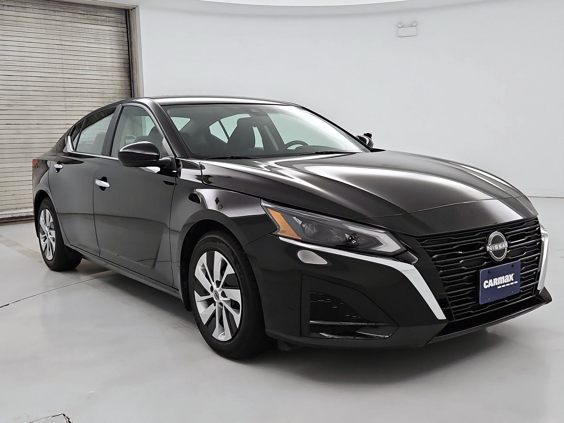 Thumbnail: 2023 Nissan Altima - 1