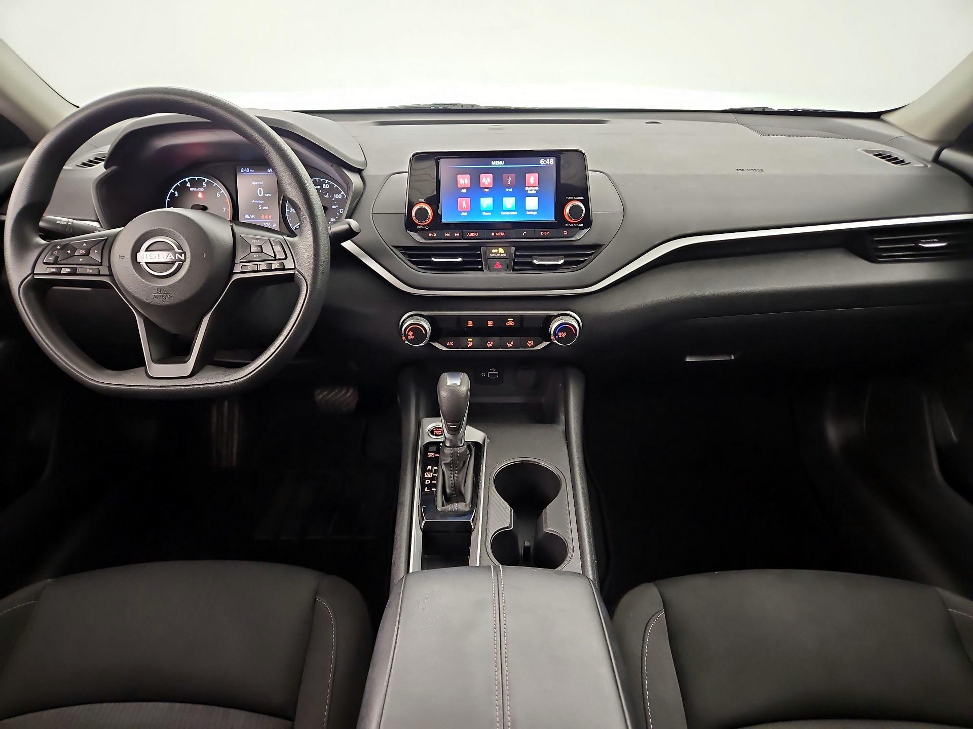 Thumbnail: 2023 Nissan Altima - 8