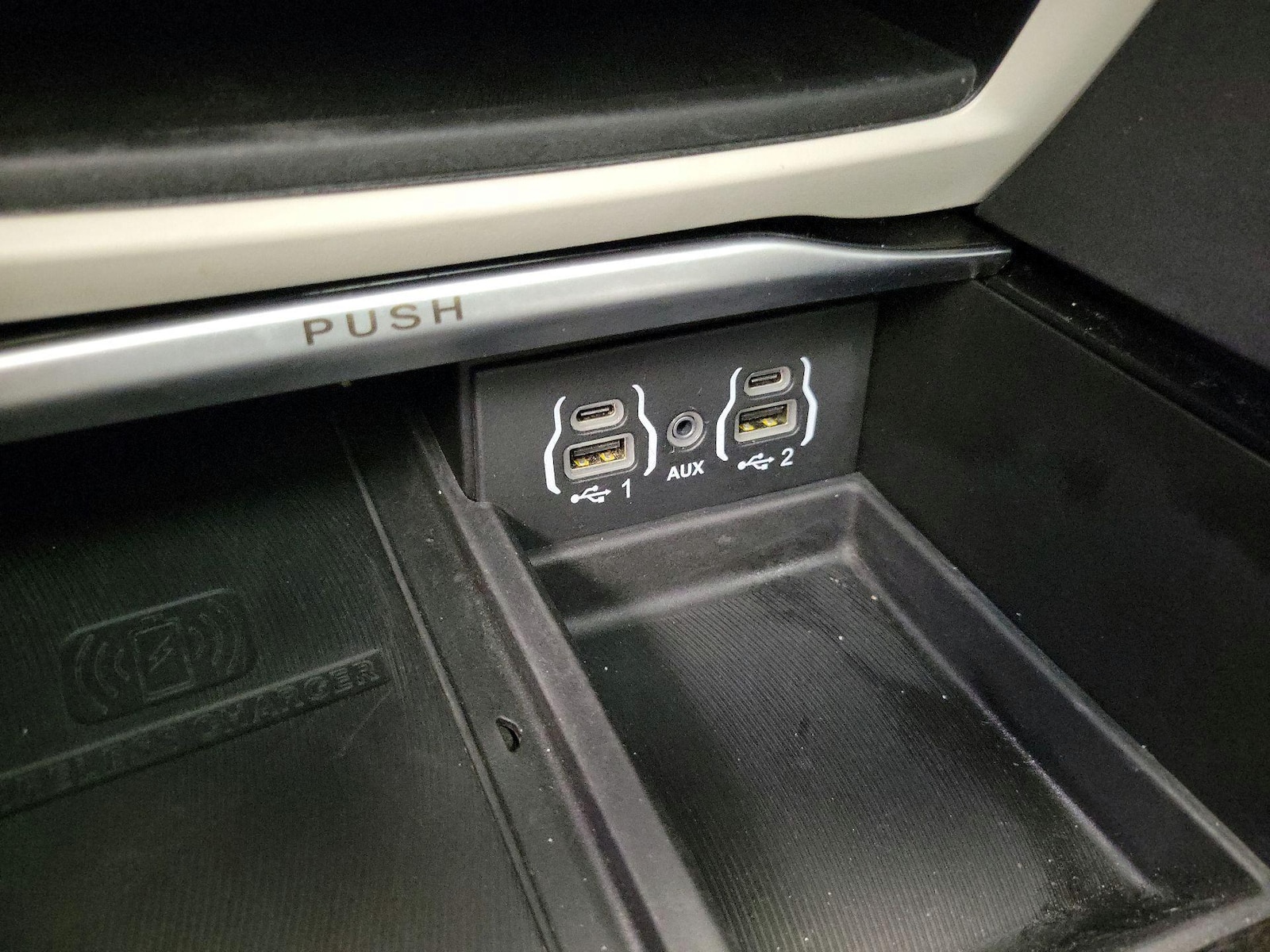2023 Chrysler Pacifica Limited - Photo 20