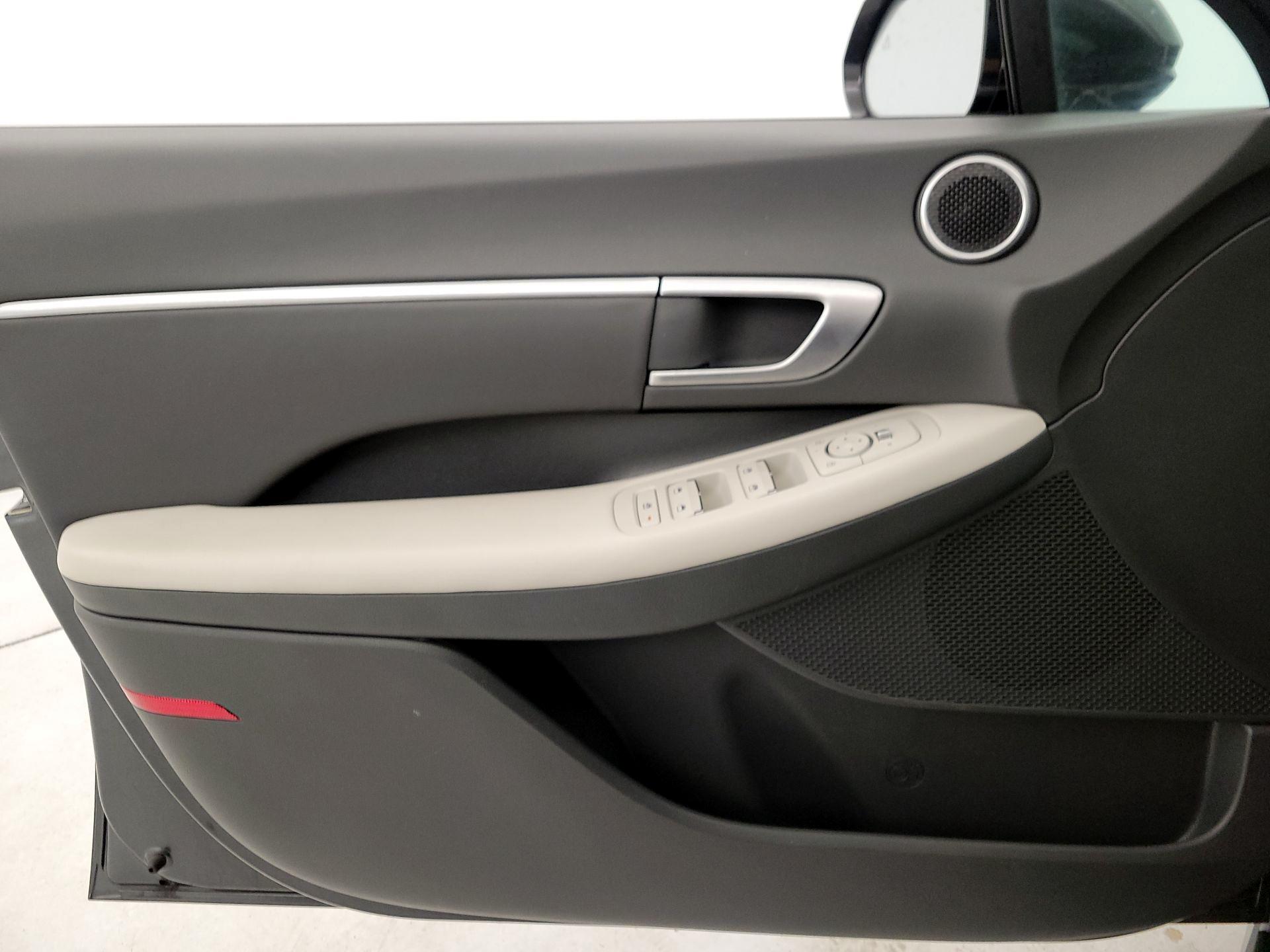 Thumbnail: 2025 Hyundai Sonata - 12