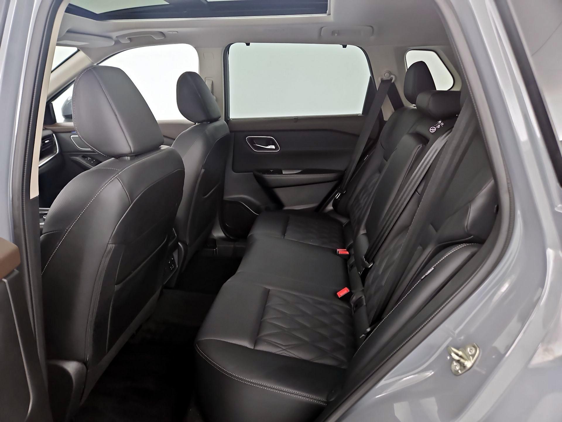 Thumbnail: 2023 Nissan Rogue - 19