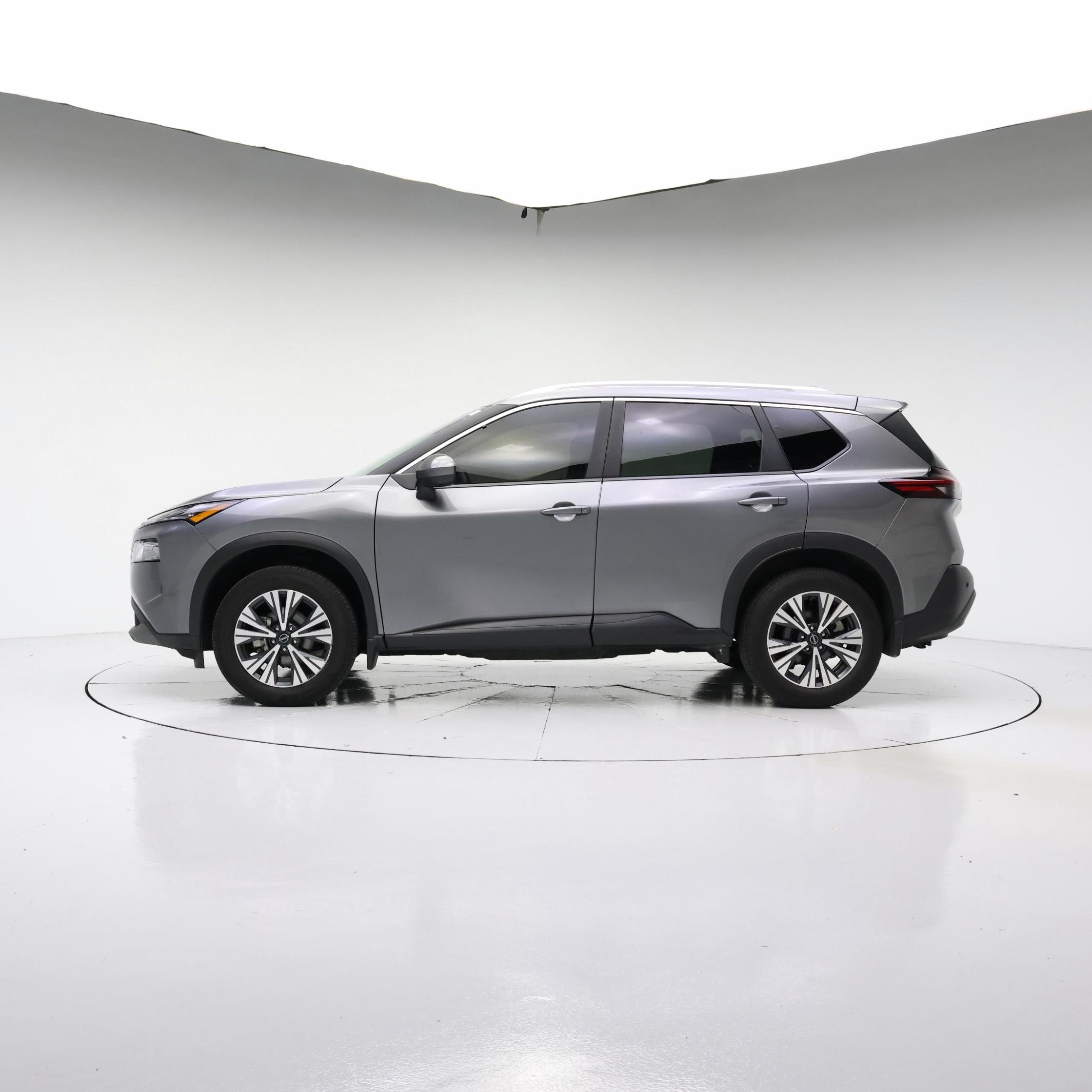 Thumbnail: 2023 Nissan Rogue - 3