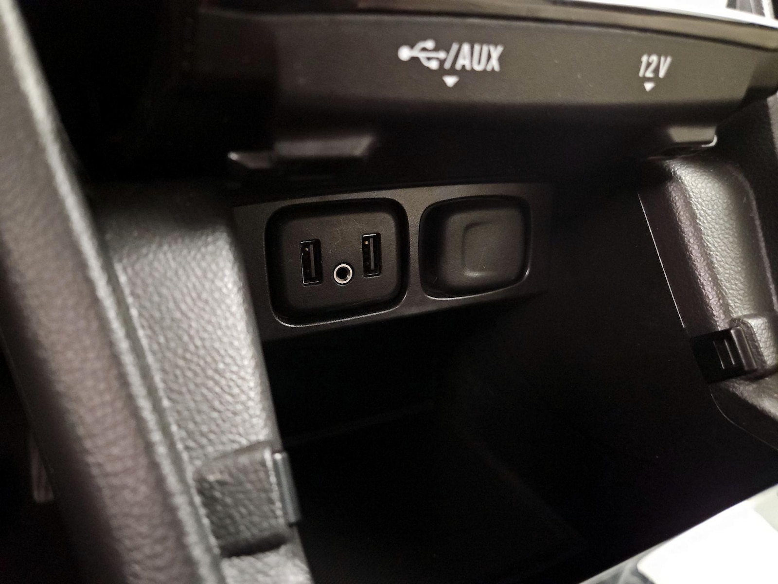 2017 Buick Encore Premium - Photo 17
