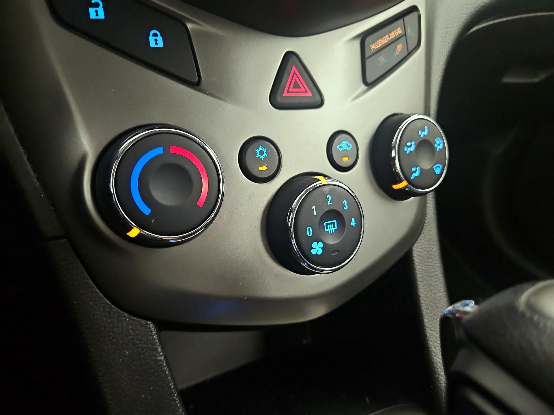 Thumbnail: 2016 Chevrolet Sonic - 13