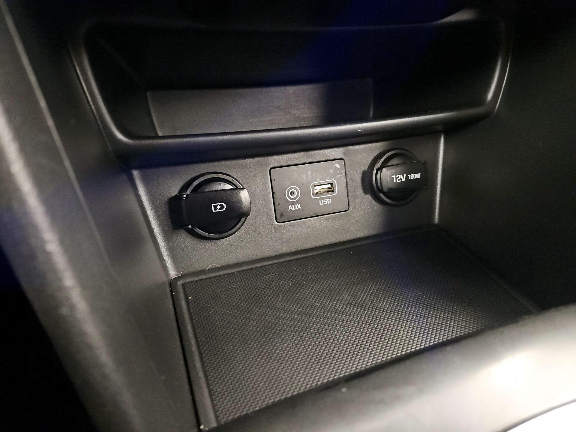 Thumbnail: 2021 Hyundai Kona - 16