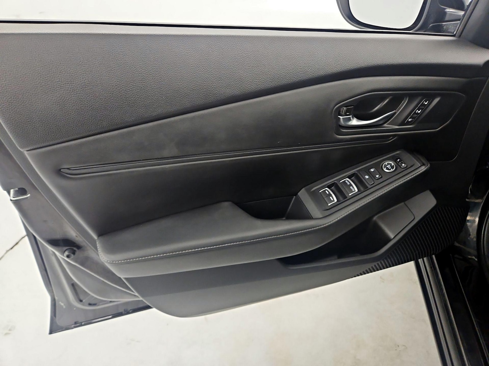 2024 Honda Accord Hybrid Sport-L - Photo 13