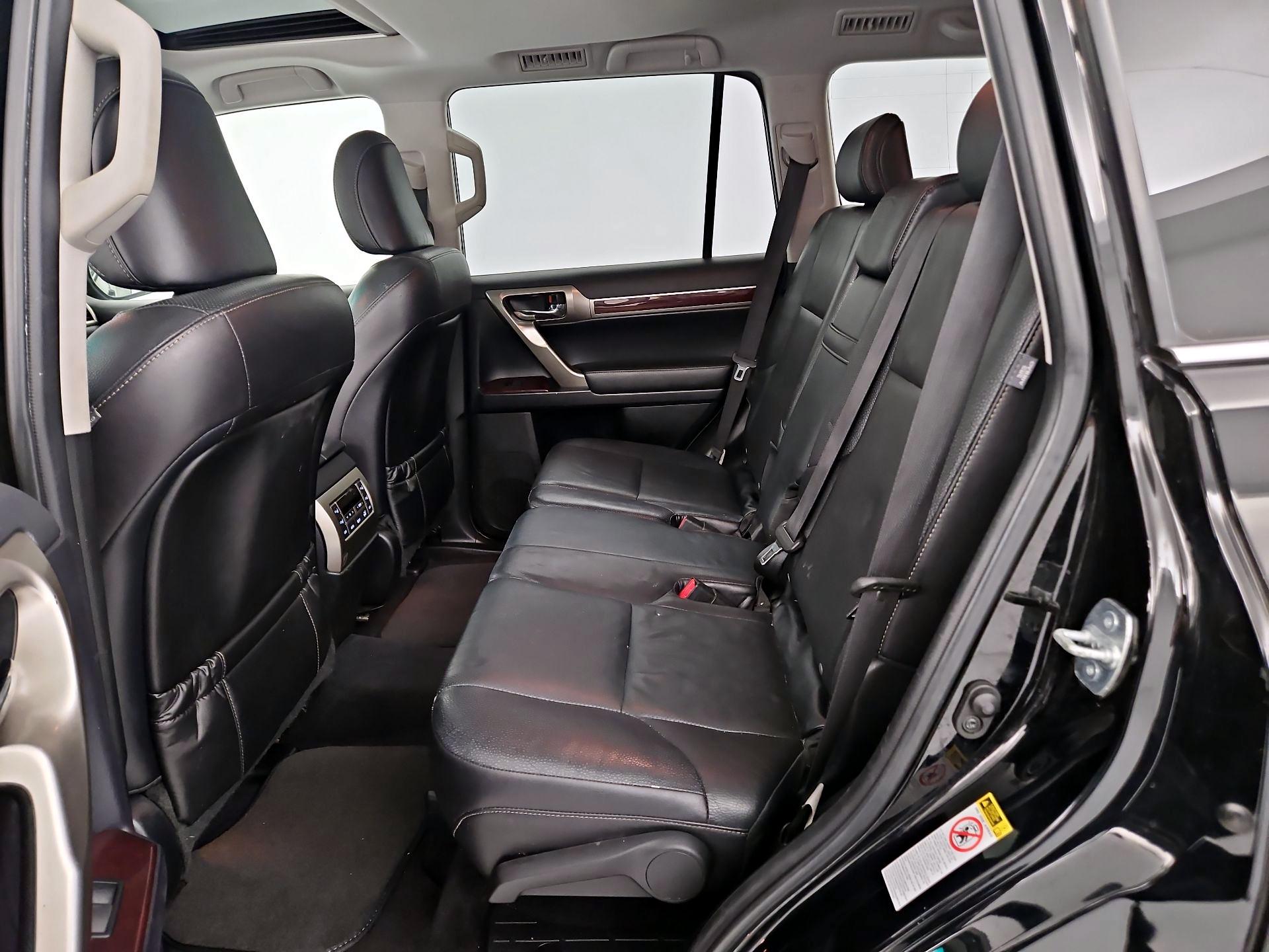 Thumbnail: 2017 Lexus GX - 19