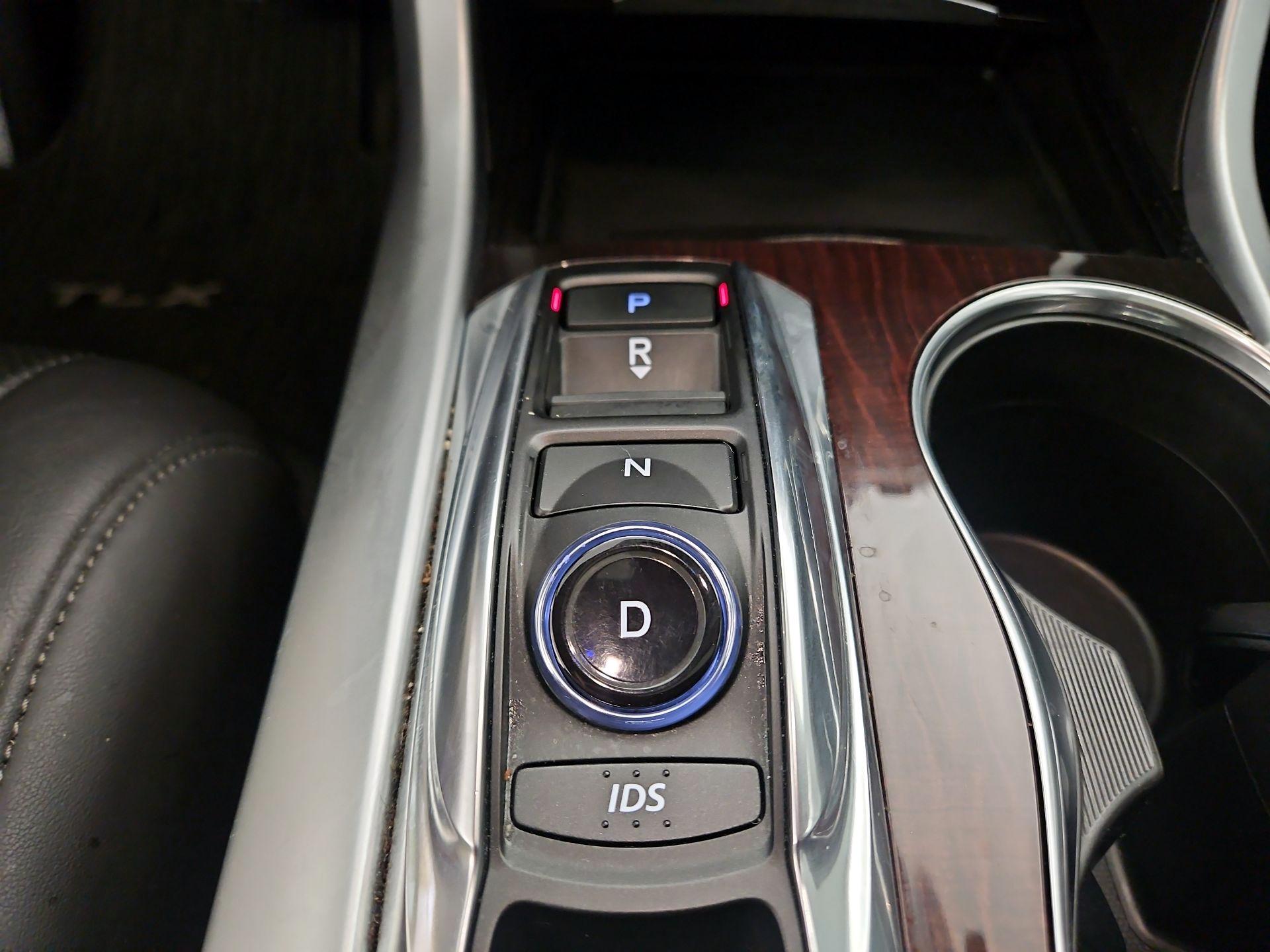 Thumbnail: 2015 Acura TLX - 16