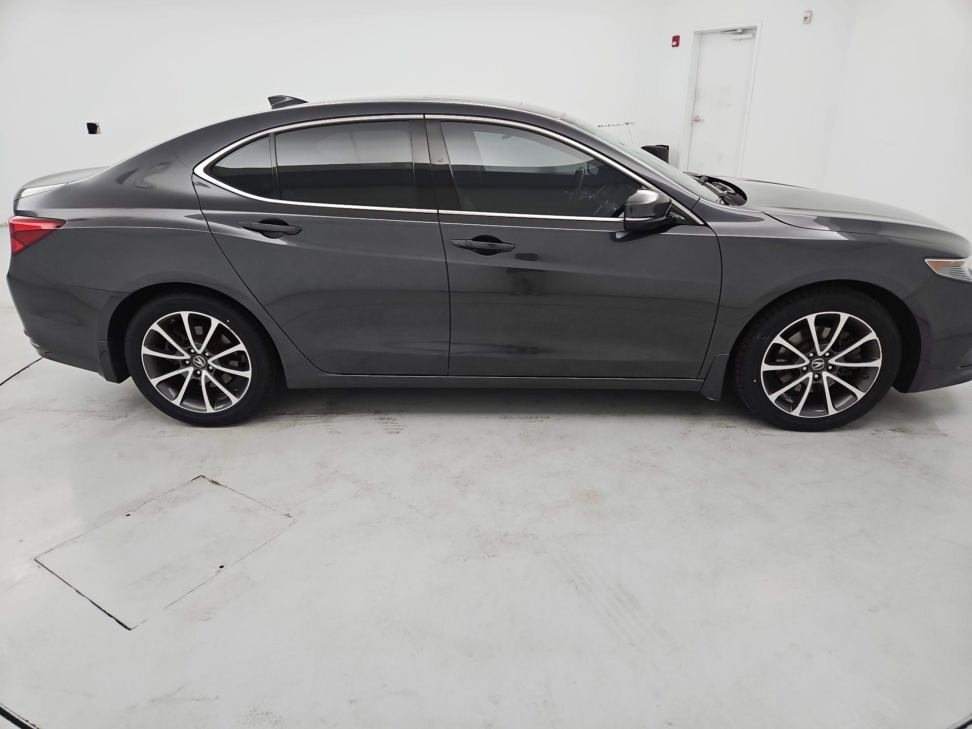Thumbnail: 2015 Acura TLX - 4