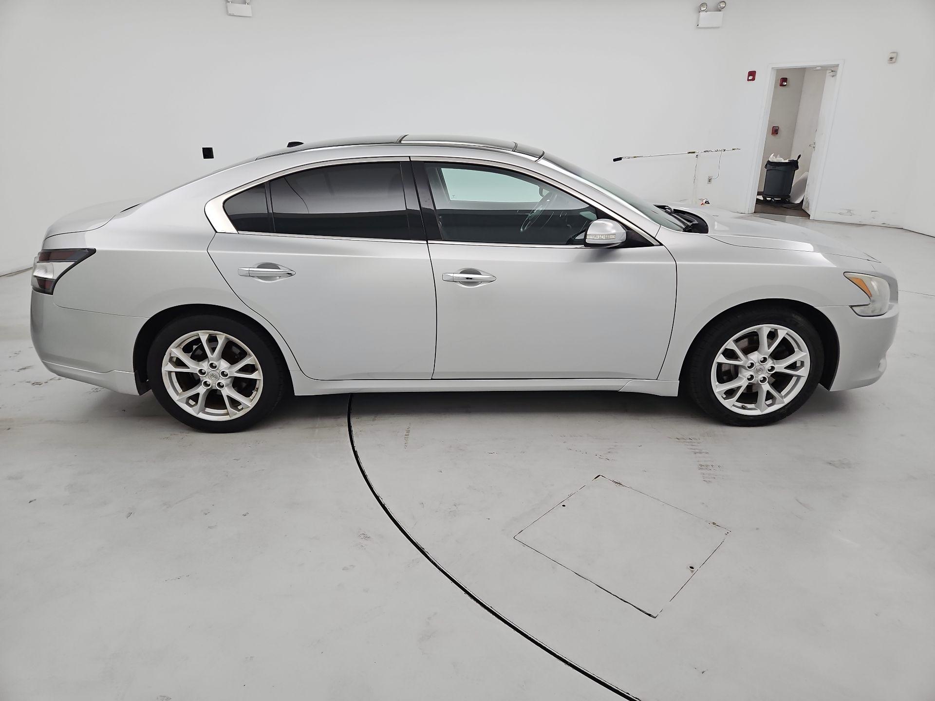 Thumbnail: 2014 Nissan Maxima - 4