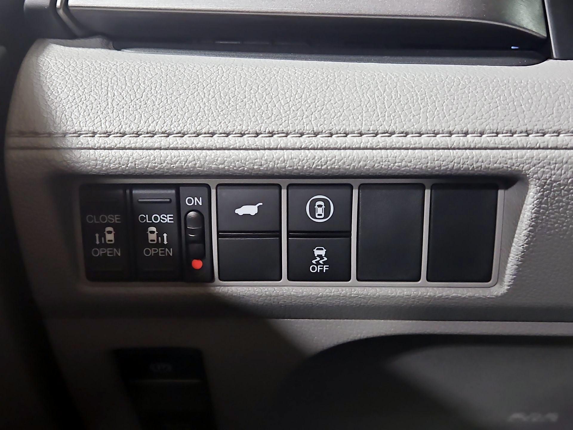 Thumbnail: 2024 Honda Odyssey - 13