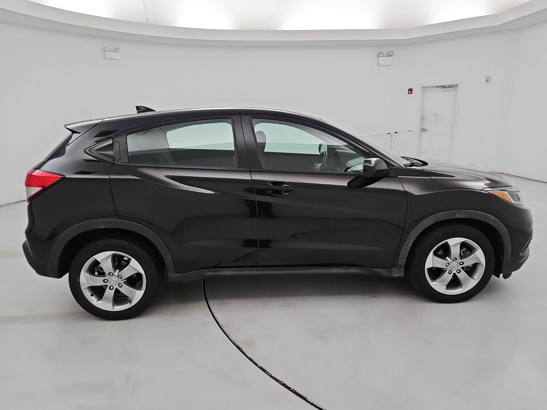 Thumbnail: 2021 Honda HR-V - 4