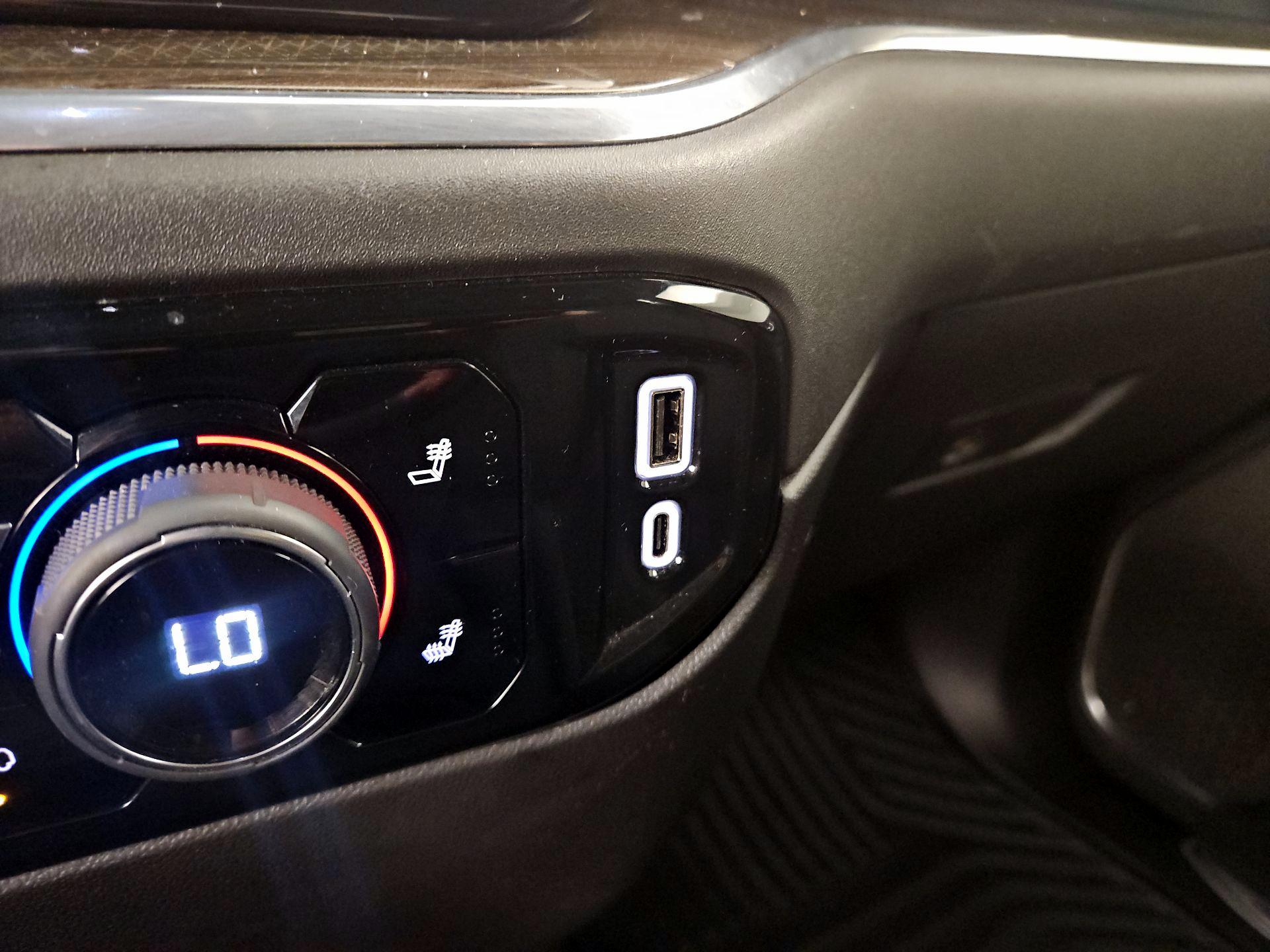 Thumbnail: 2023 Chevrolet Silverado 1500 - 16