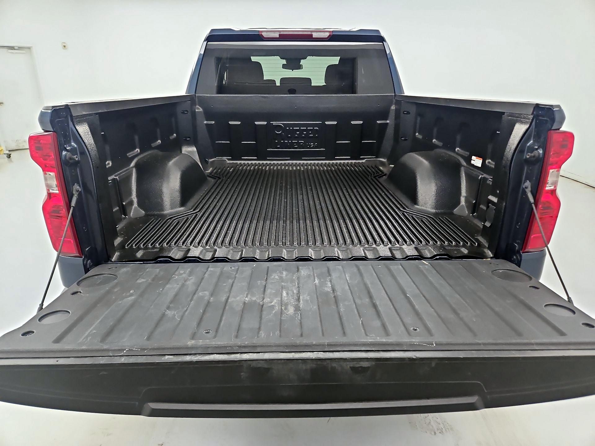 Thumbnail: 2023 Chevrolet Silverado 1500 - 18