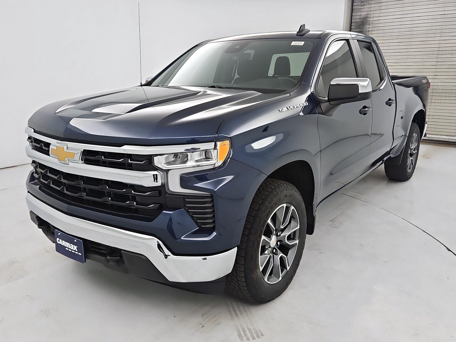 Thumbnail: 2023 Chevrolet Silverado 1500 - 3