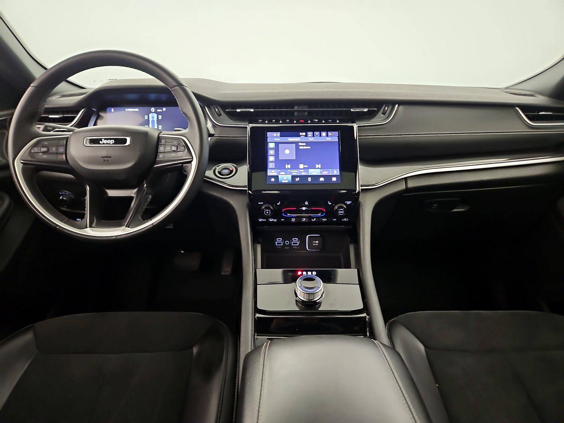 Thumbnail: 2023 Jeep Grand Cherokee - 8