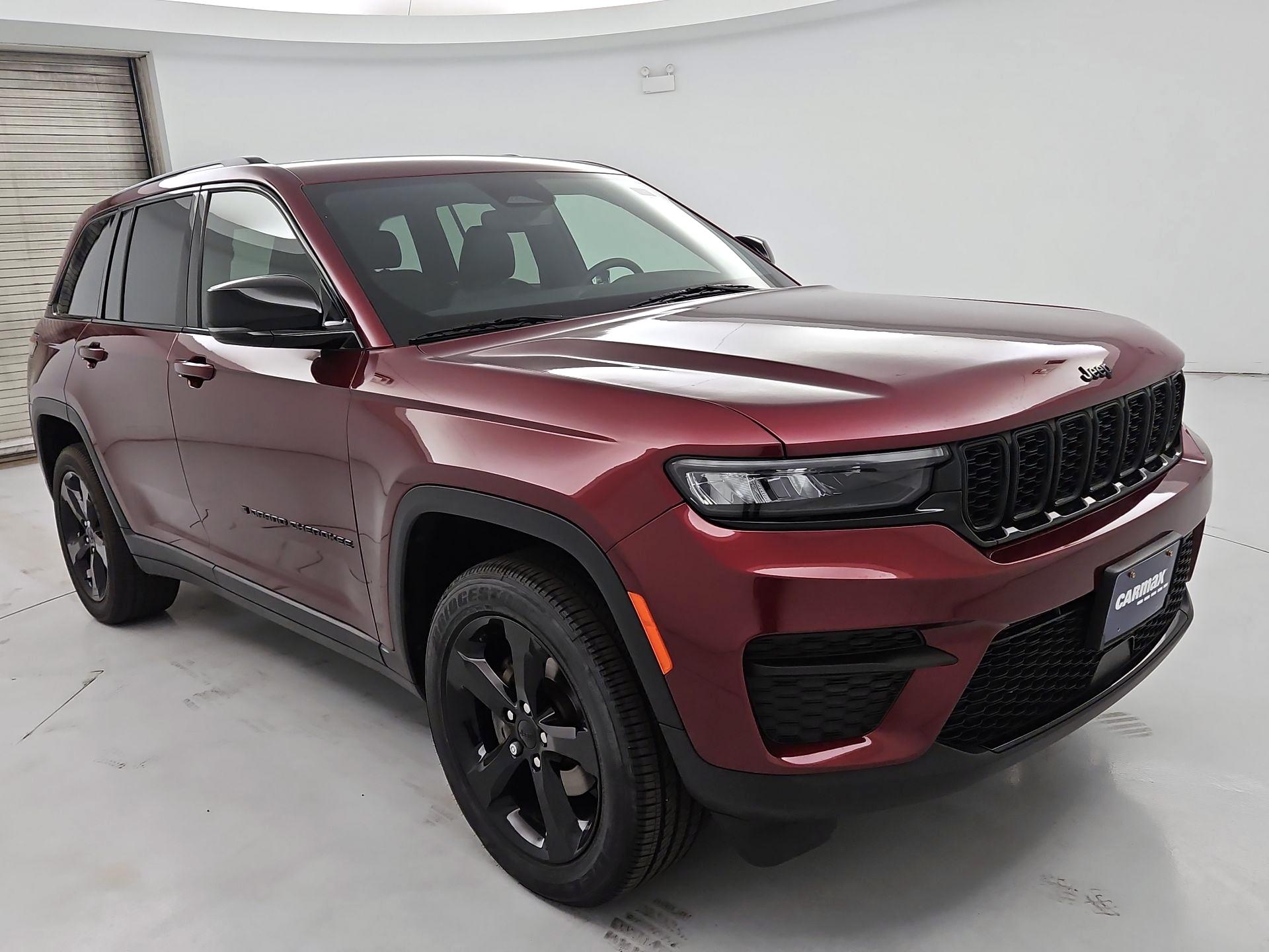 Thumbnail: 2023 Jeep Grand Cherokee - 1