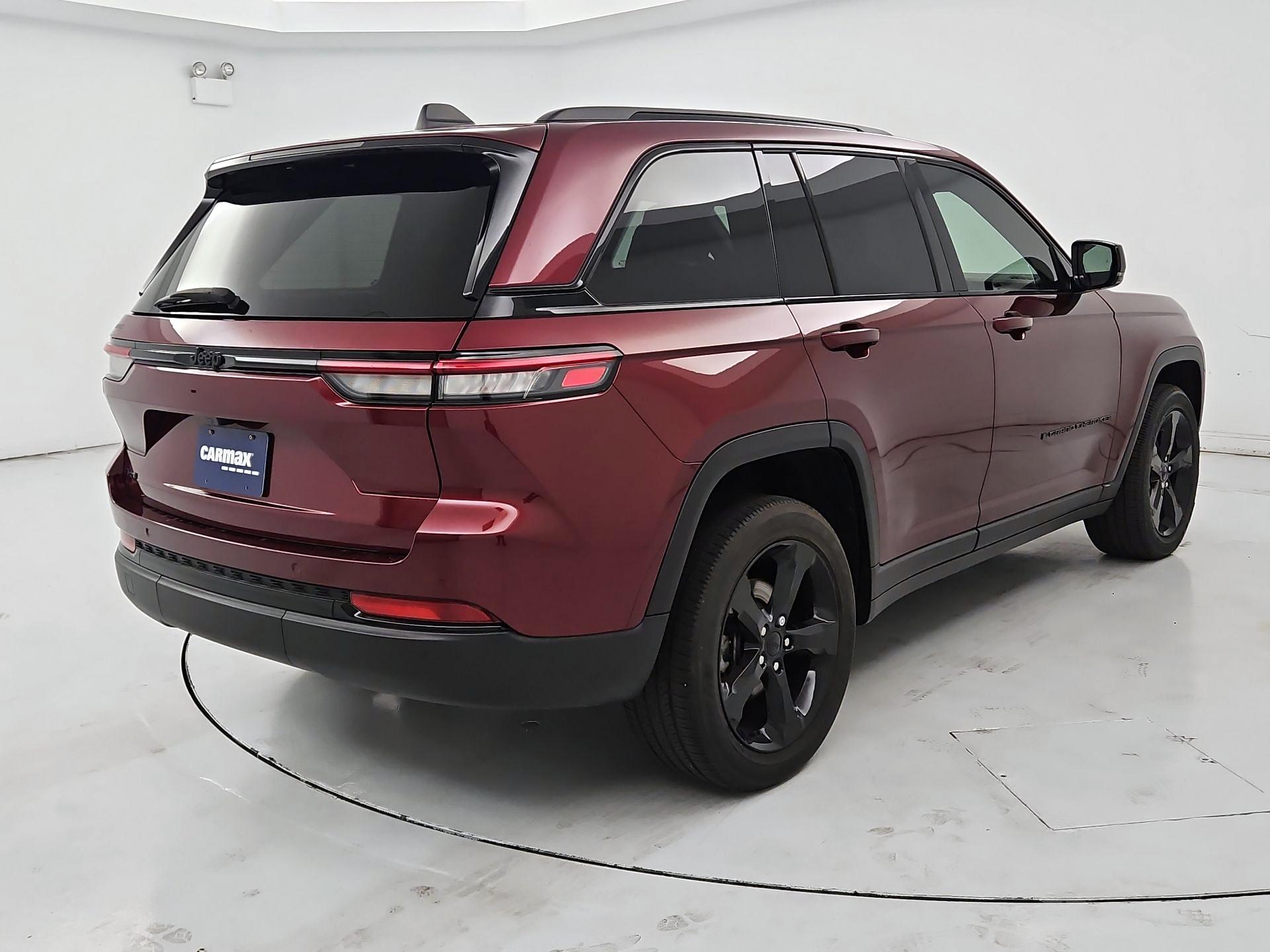 Thumbnail: 2023 Jeep Grand Cherokee - 5