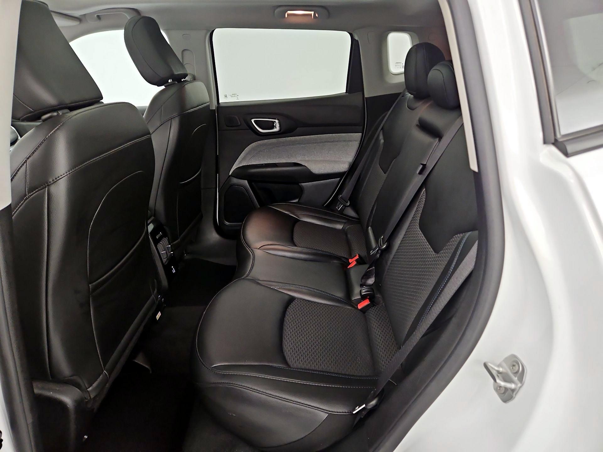 Thumbnail: 2022 Jeep Compass - 20