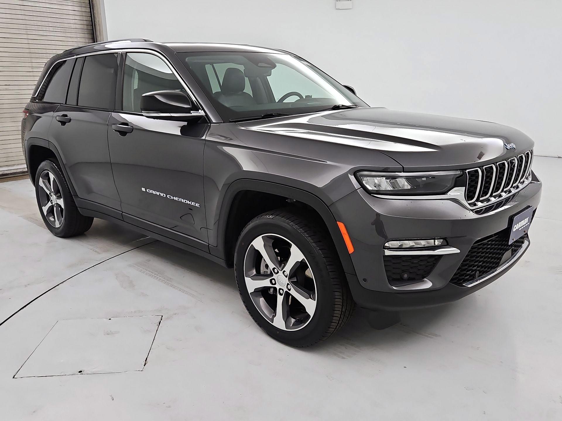 Thumbnail: 2022 Jeep Grand Cherokee - 1