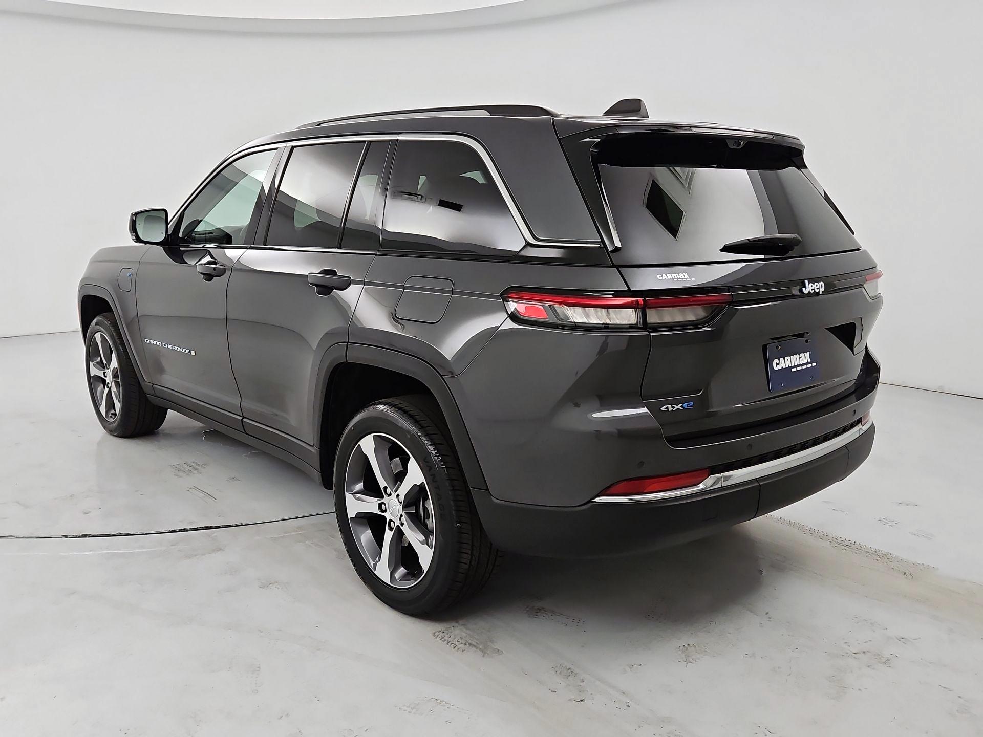 Thumbnail: 2022 Jeep Grand Cherokee - 7