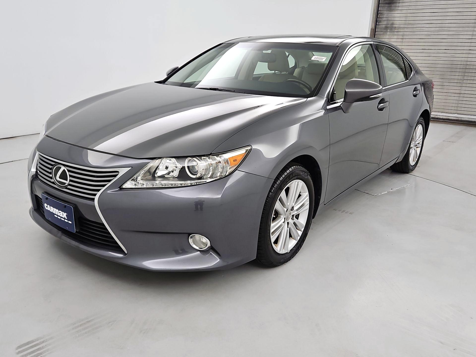 Thumbnail: 2014 Lexus ES - 3