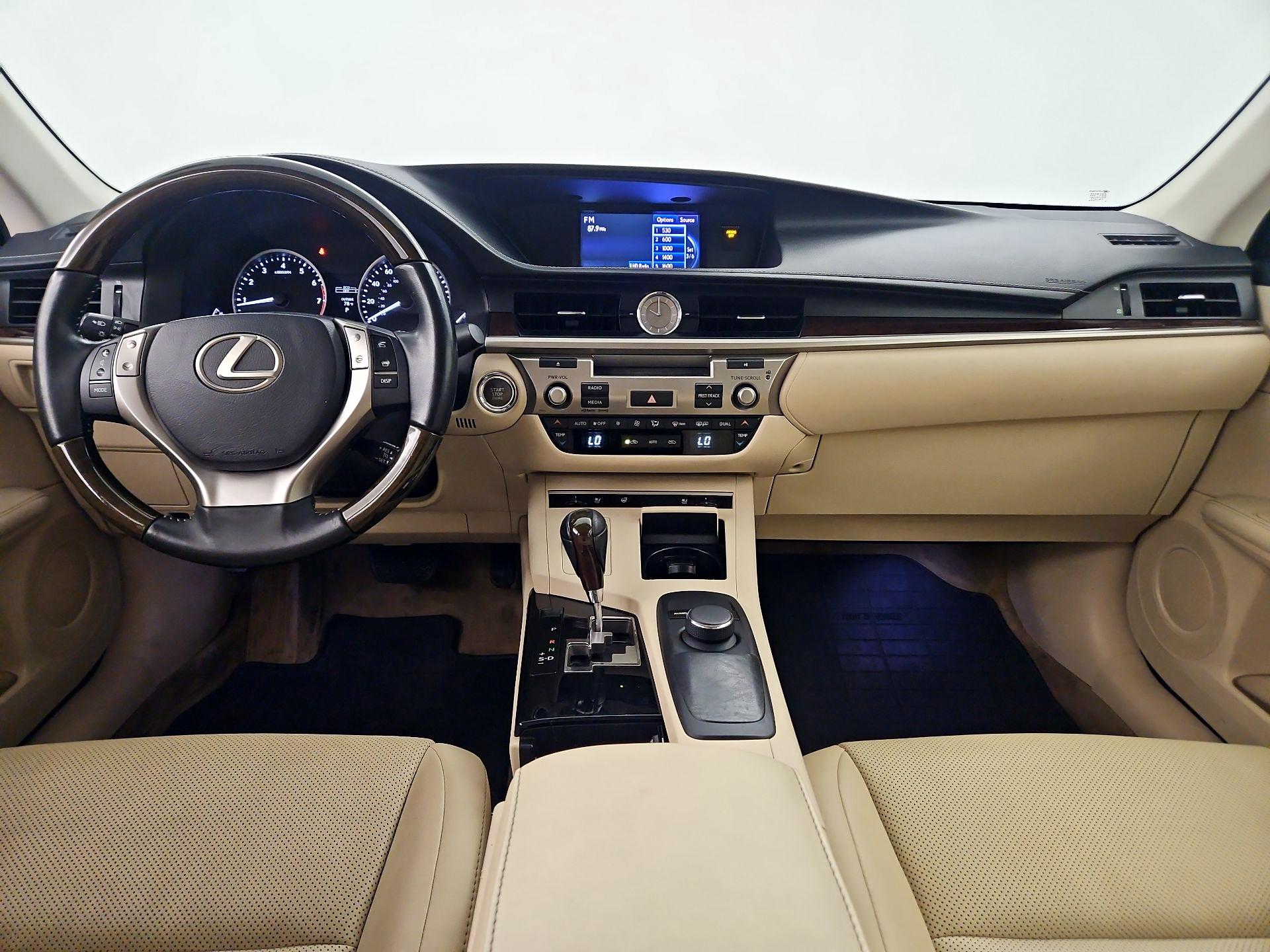 Thumbnail: 2014 Lexus ES - 8