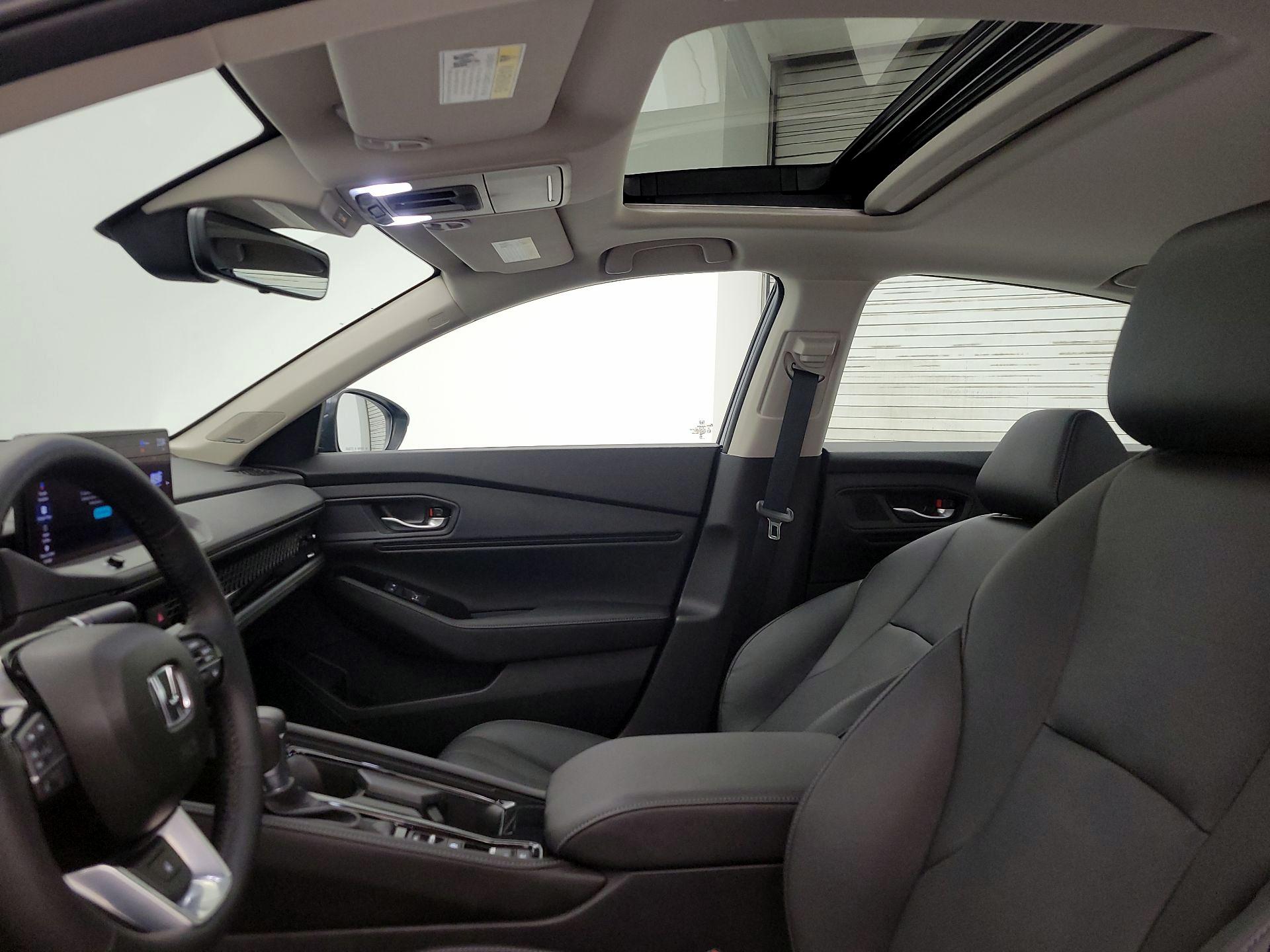 Thumbnail: 2025 Honda Accord - 18