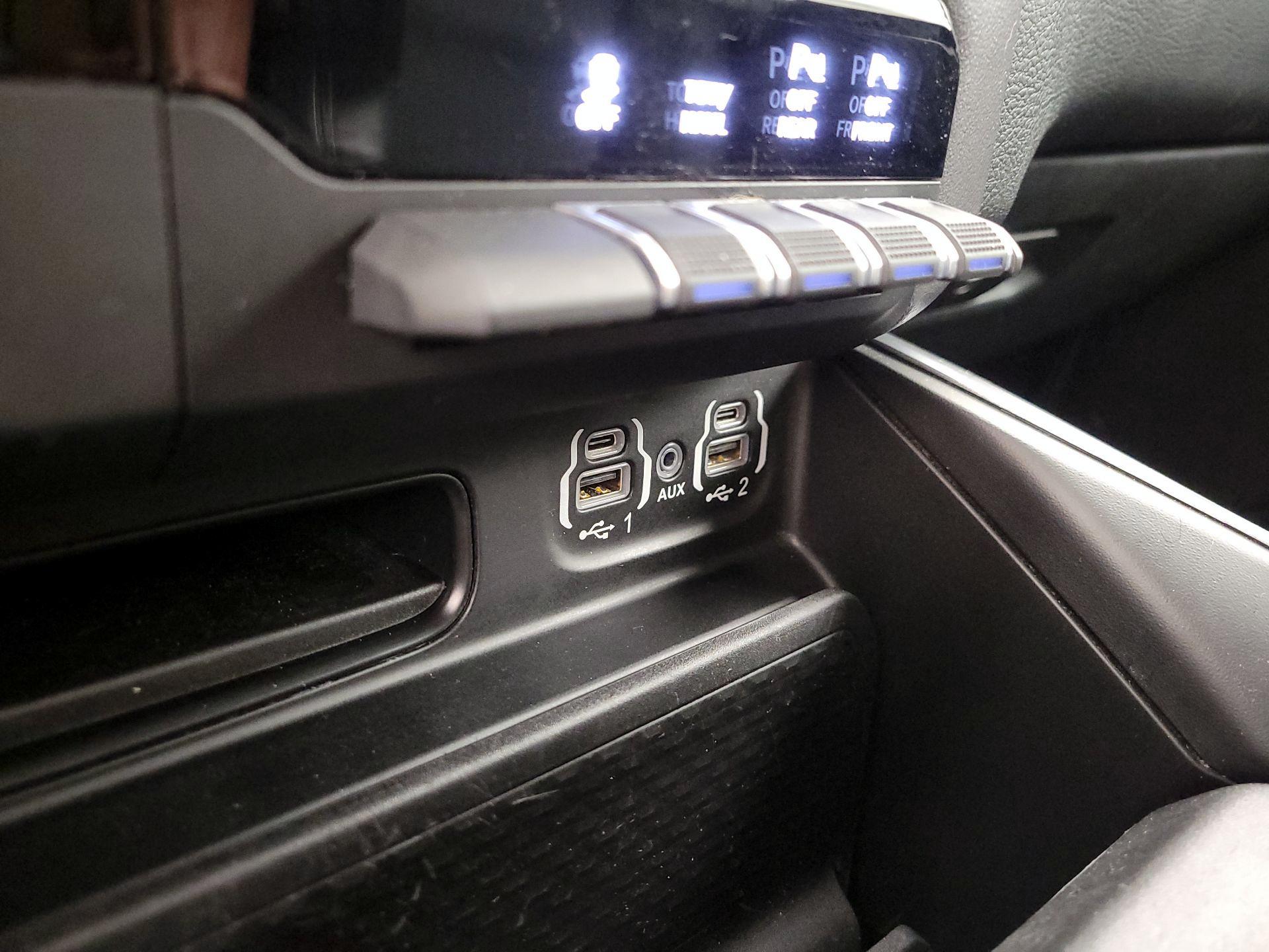 Thumbnail: 2023 RAM 1500 - 18
