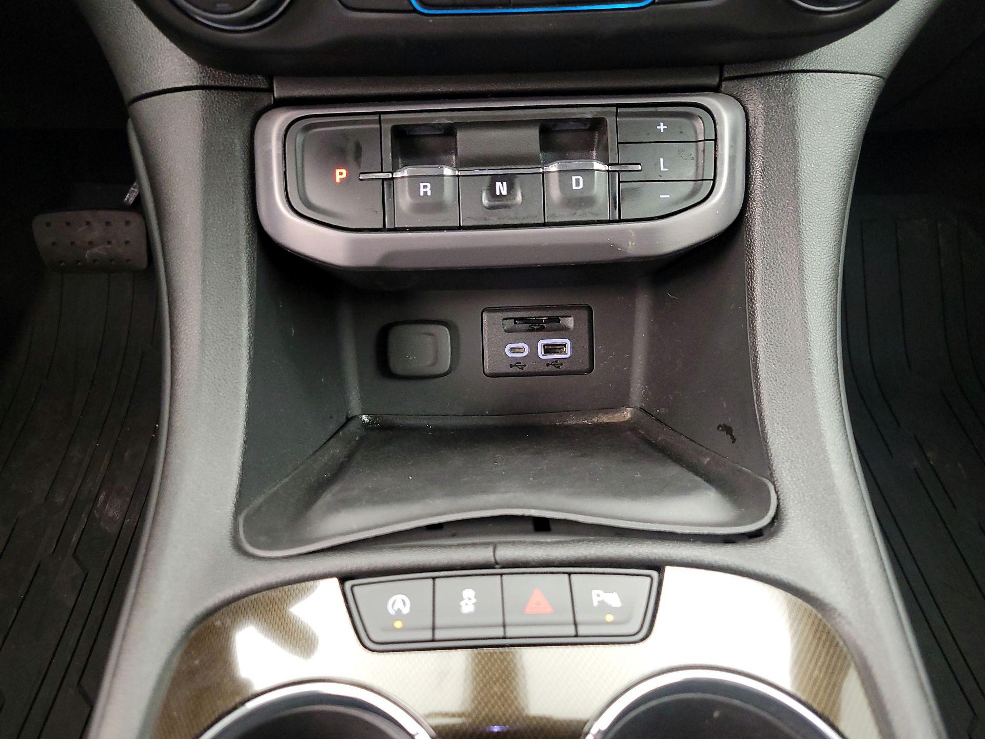 Thumbnail: 2023 GMC Acadia - 17