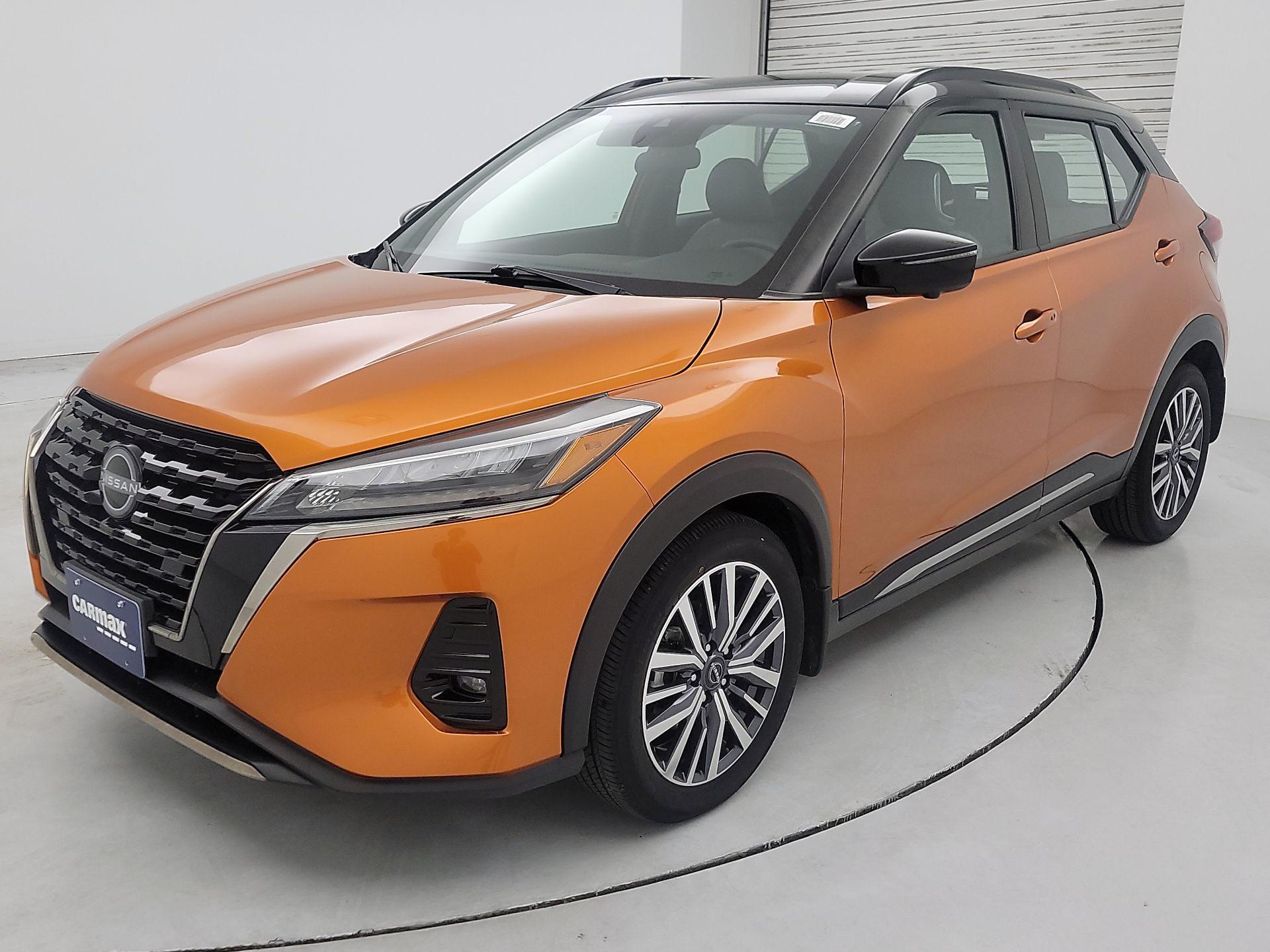 Thumbnail: 2023 Nissan Kicks - 3