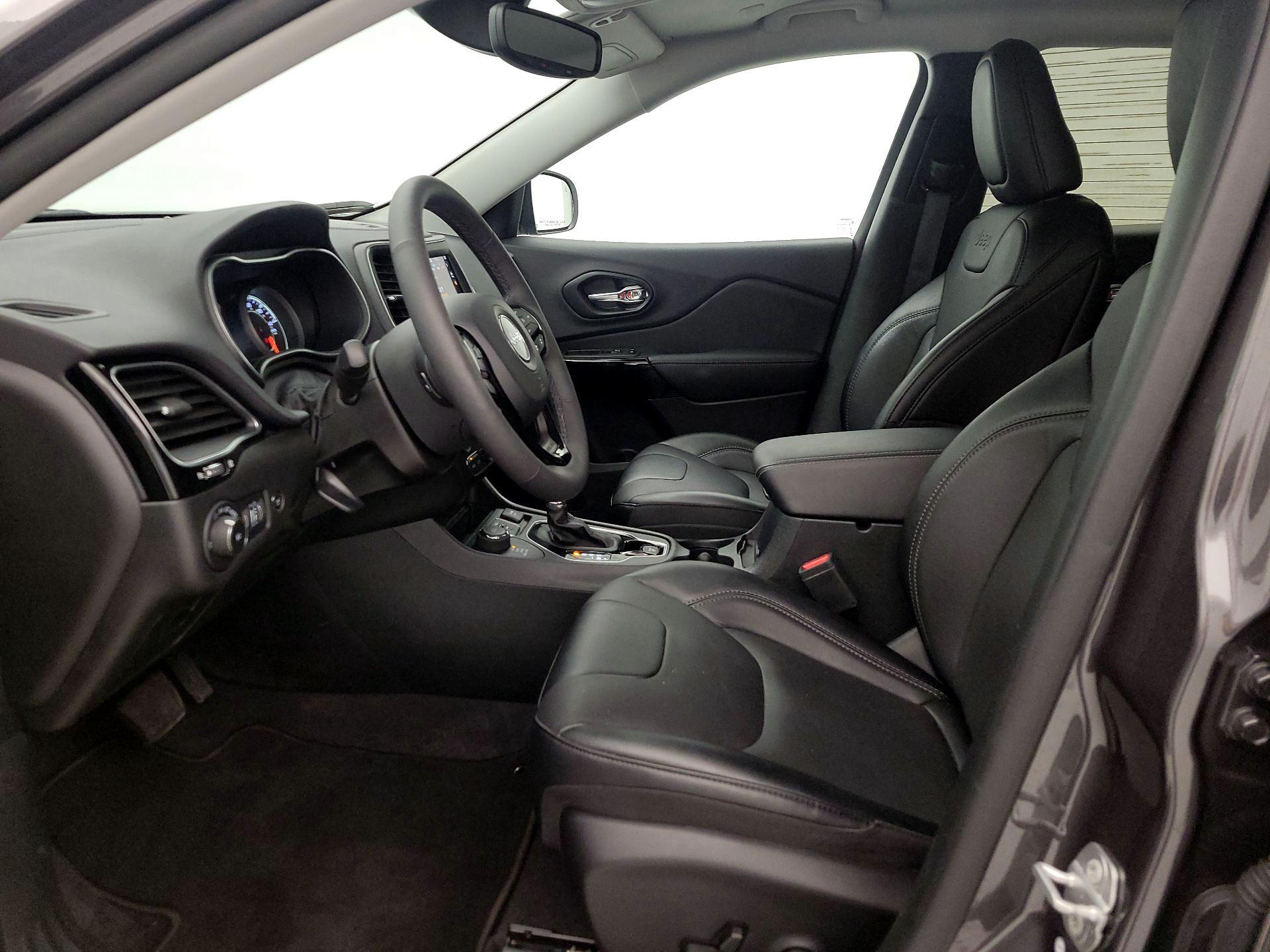 Thumbnail: 2023 Jeep Cherokee - 11