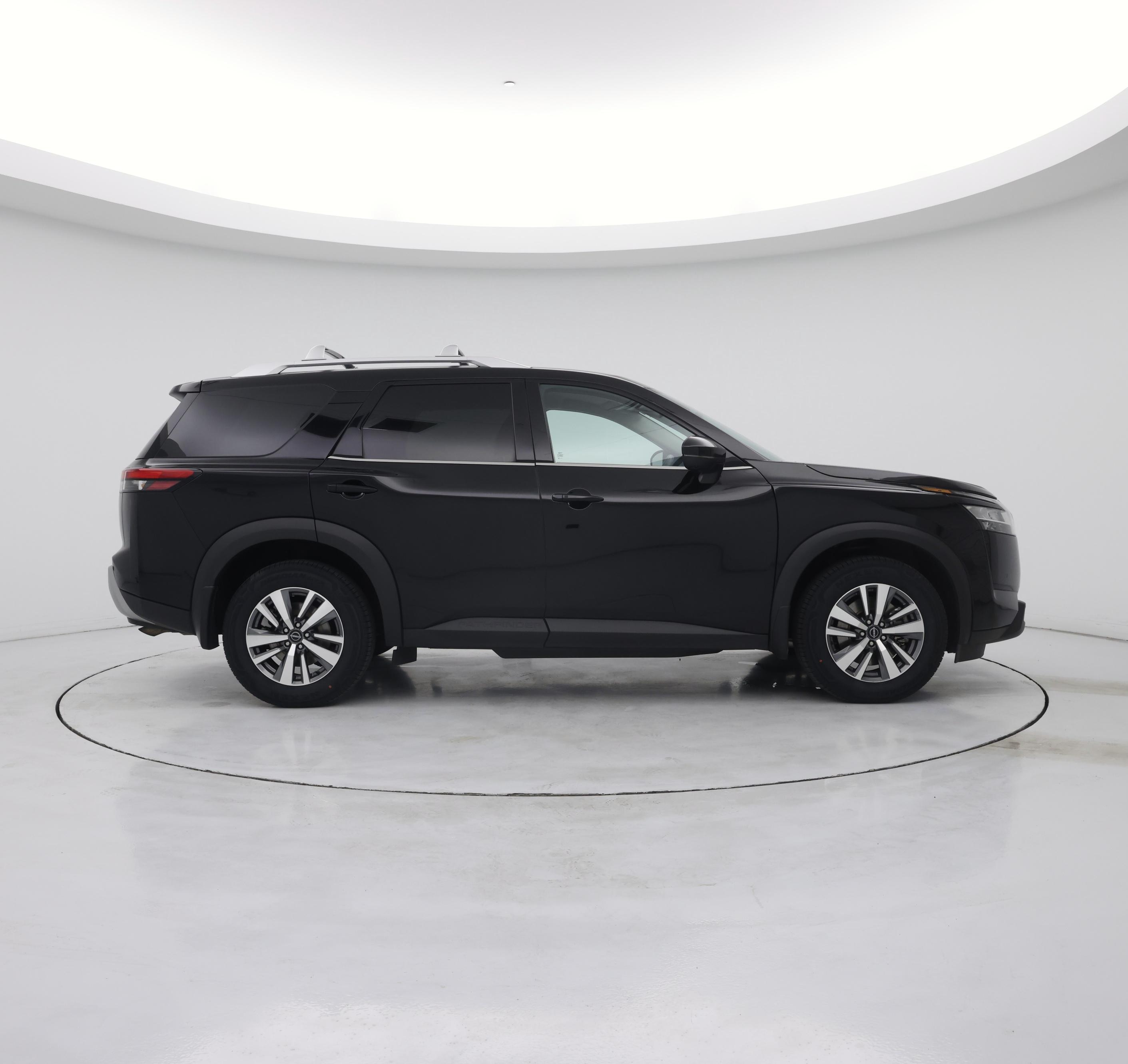Thumbnail: 2023 Nissan Pathfinder - 7