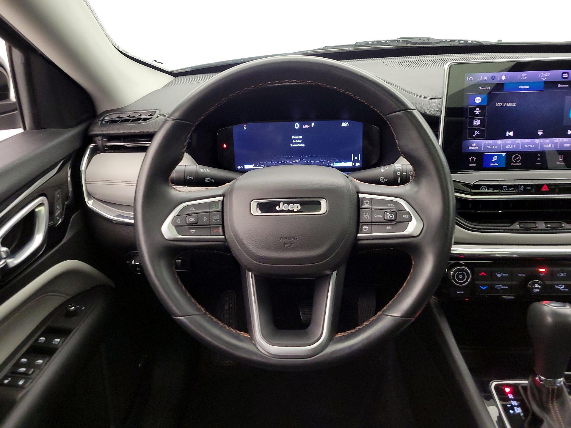 Thumbnail: 2022 Jeep Compass - 10