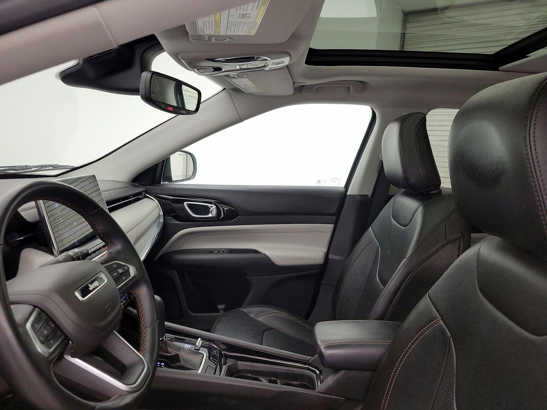 Thumbnail: 2022 Jeep Compass - 19