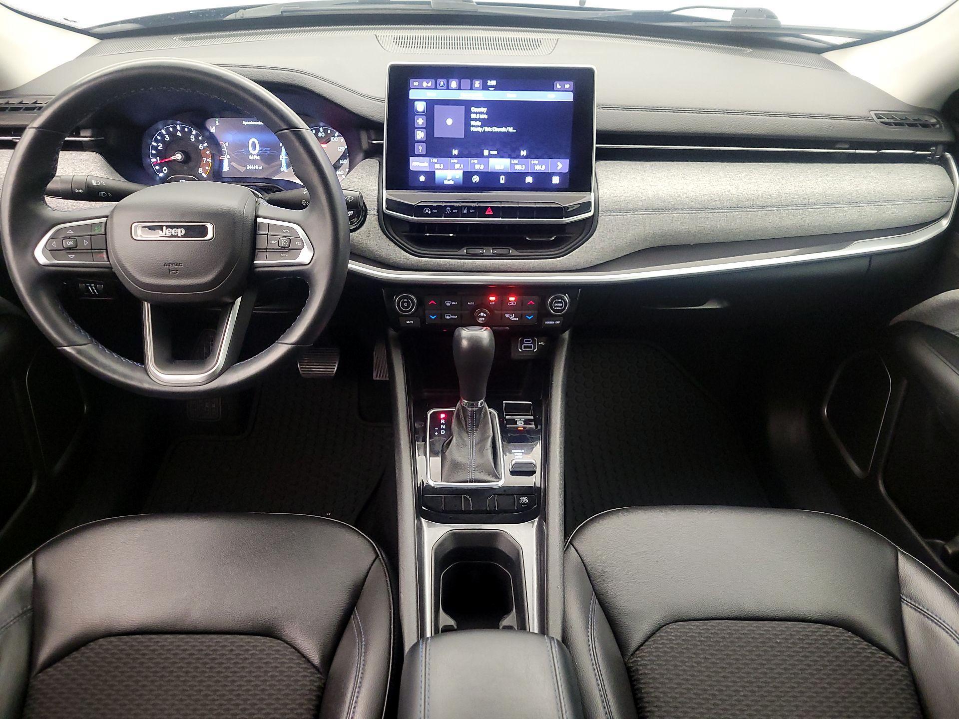 Thumbnail: 2022 Jeep Compass - 9