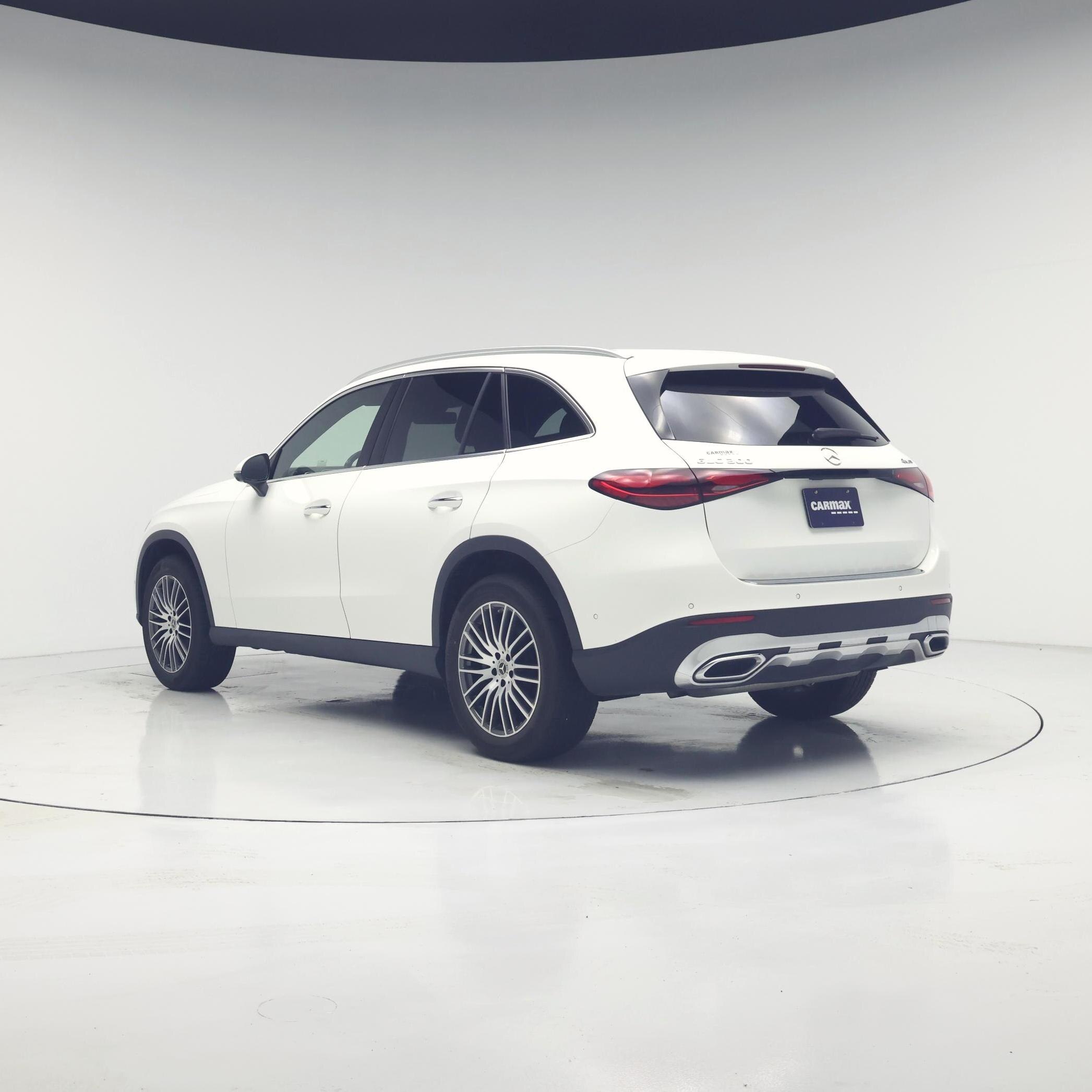 Thumbnail: 2023 Mercedes-Benz GLC - 2