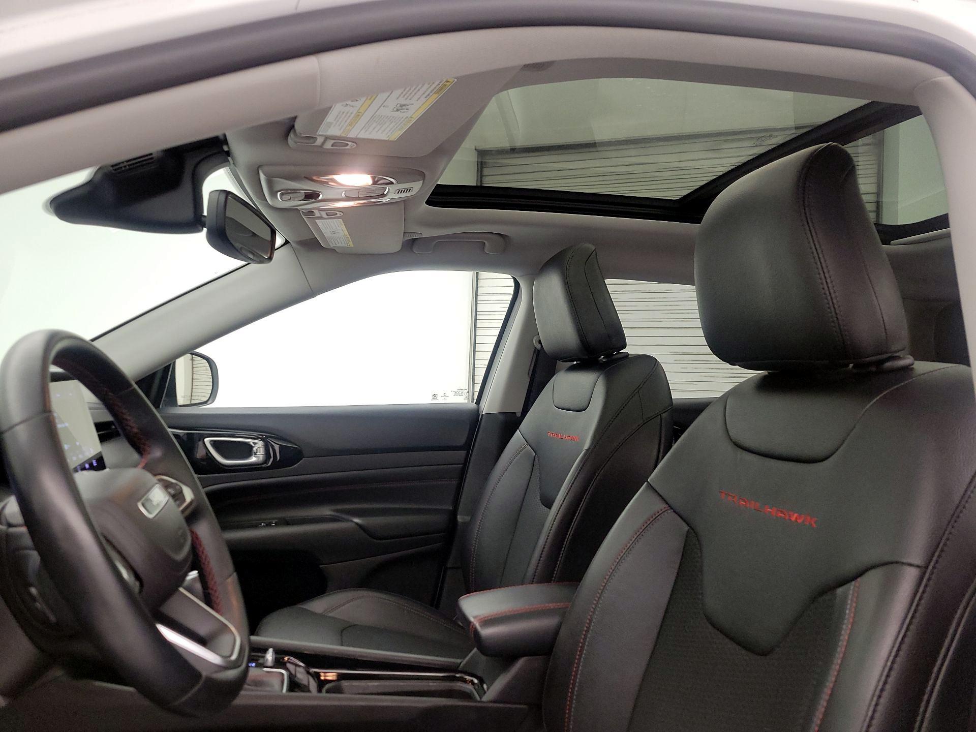 Thumbnail: 2022 Jeep Compass - 19