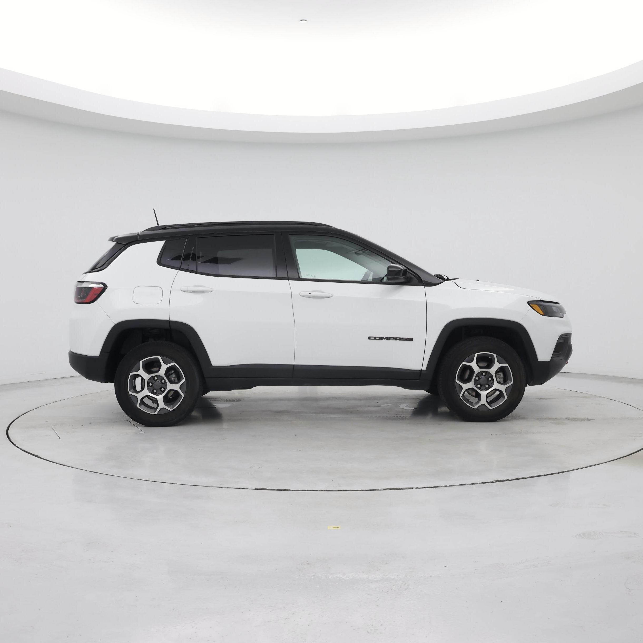 Thumbnail: 2022 Jeep Compass - 7