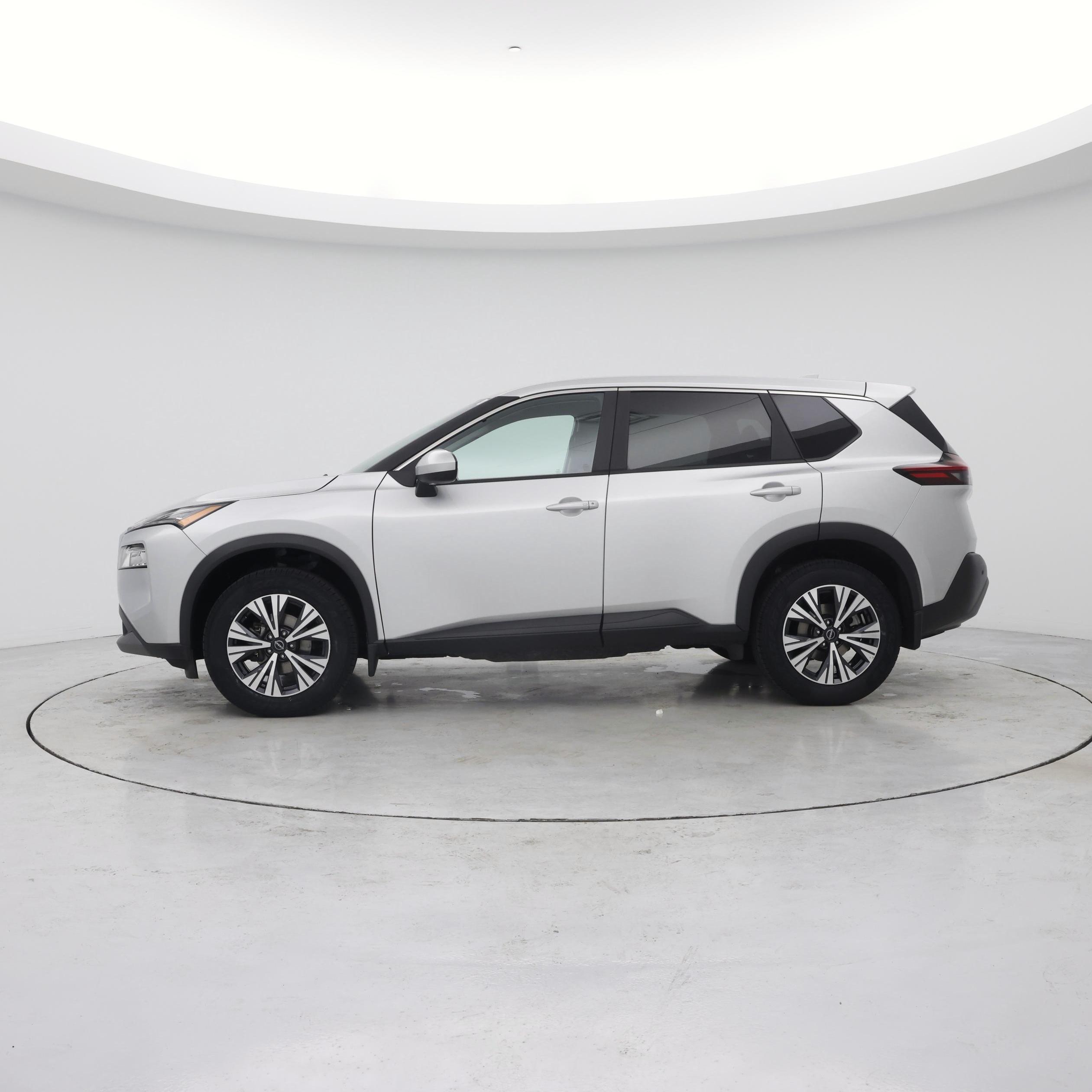 Thumbnail: 2023 Nissan Rogue - 3