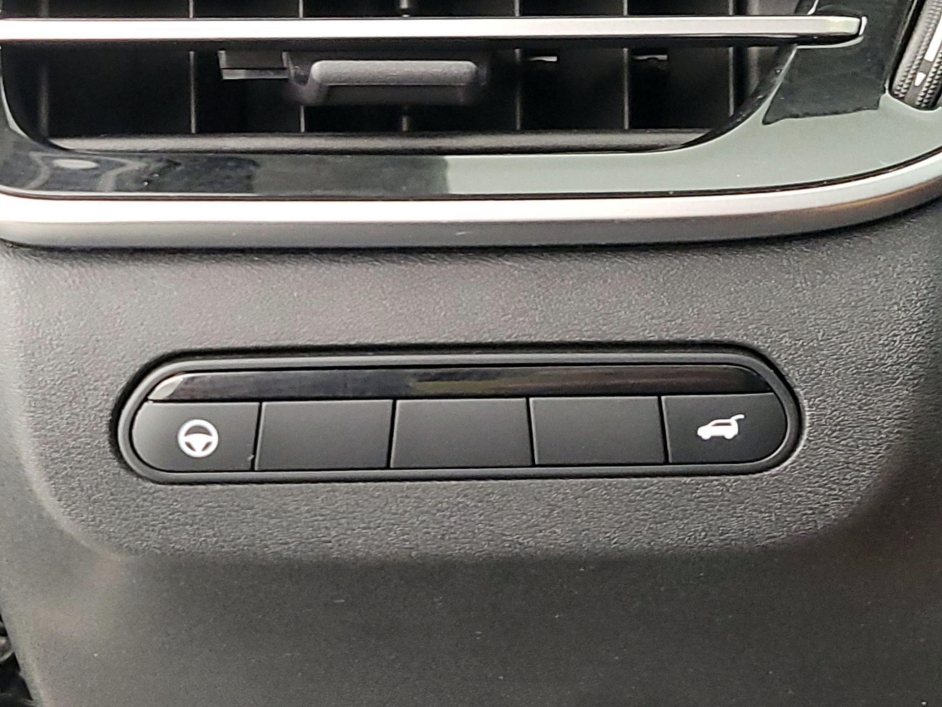 Thumbnail: 2023 INFINITI QX60 - 13
