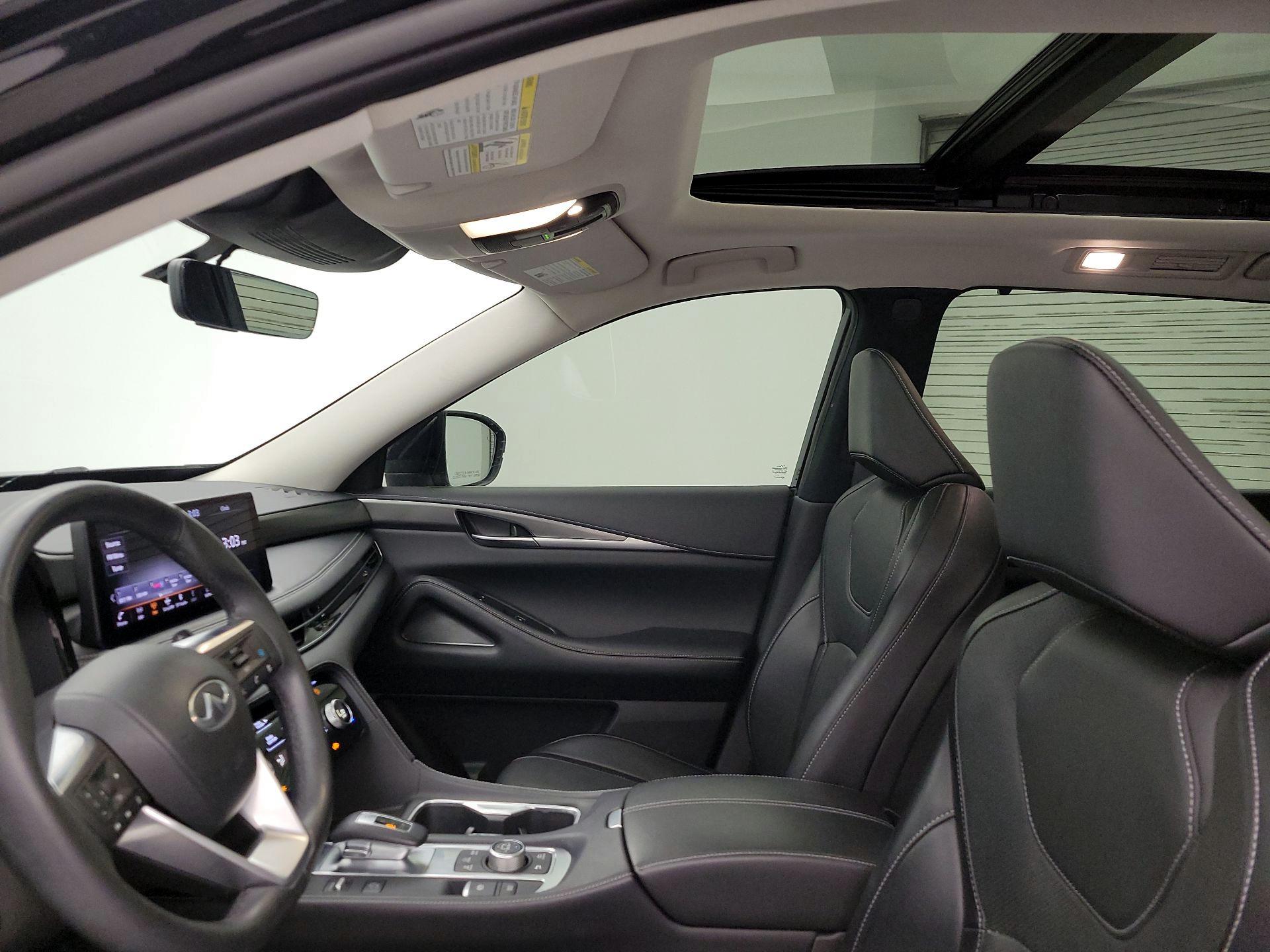 Thumbnail: 2023 INFINITI QX60 - 19