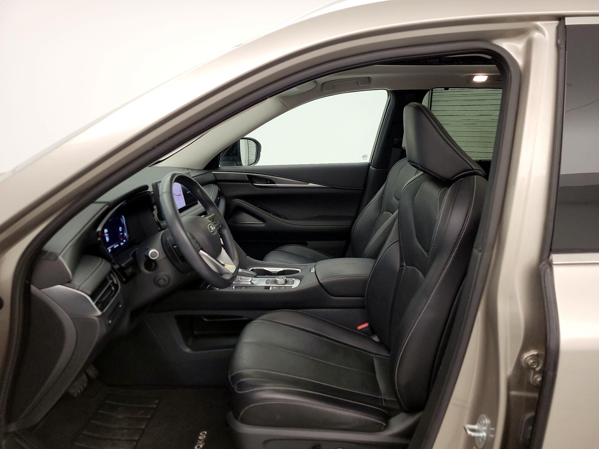 Thumbnail: 2023 INFINITI QX60 - 11