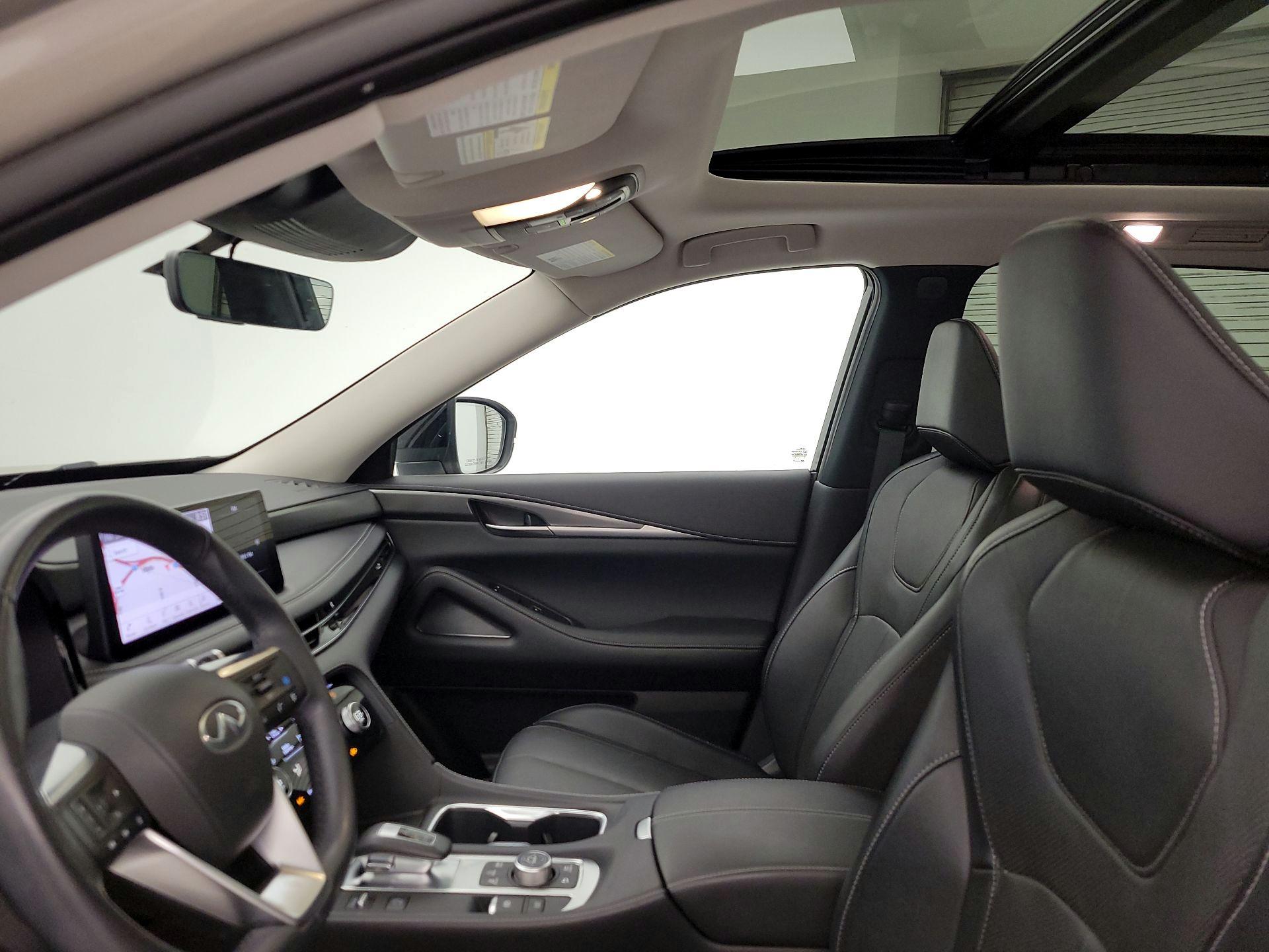 Thumbnail: 2023 INFINITI QX60 - 20