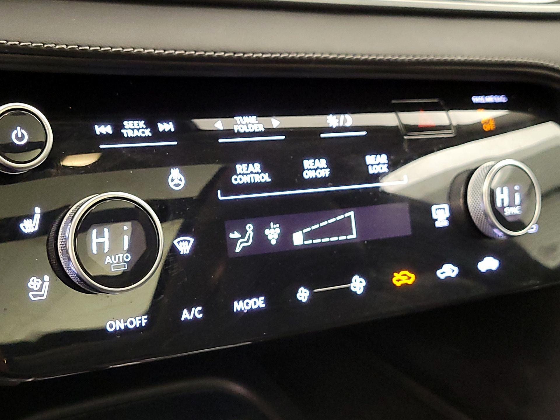 Thumbnail: 2023 INFINITI QX60 - 16