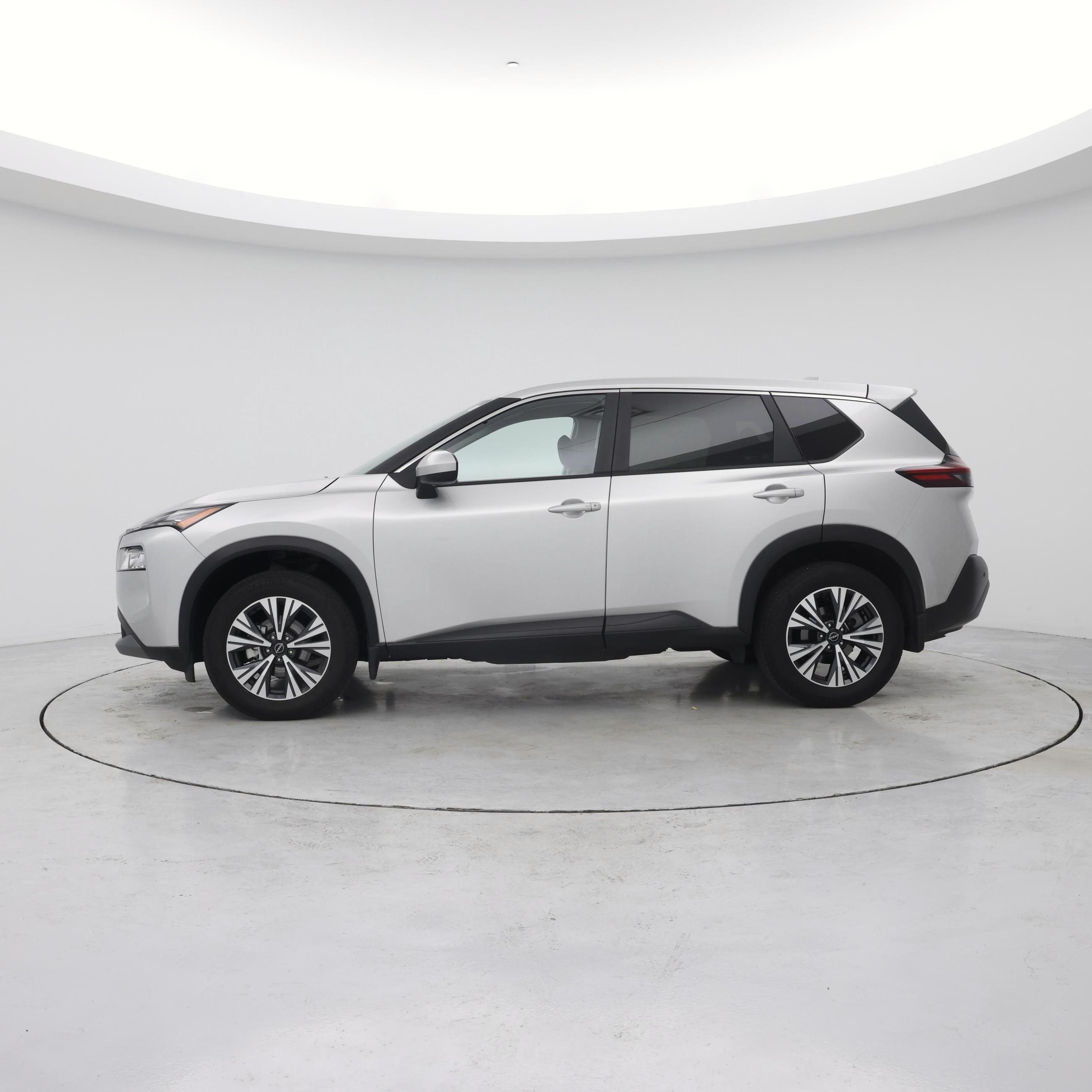 Thumbnail: 2023 Nissan Rogue - 3