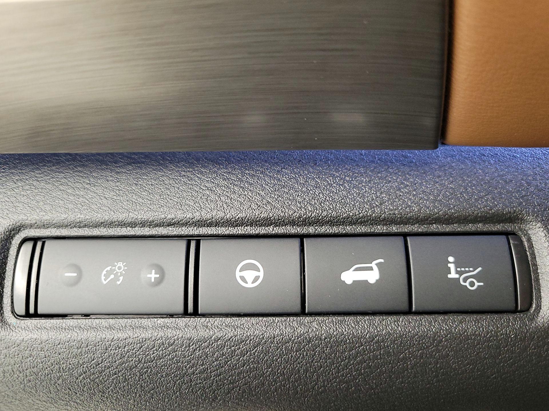 Thumbnail: 2024 Nissan Pathfinder - 13