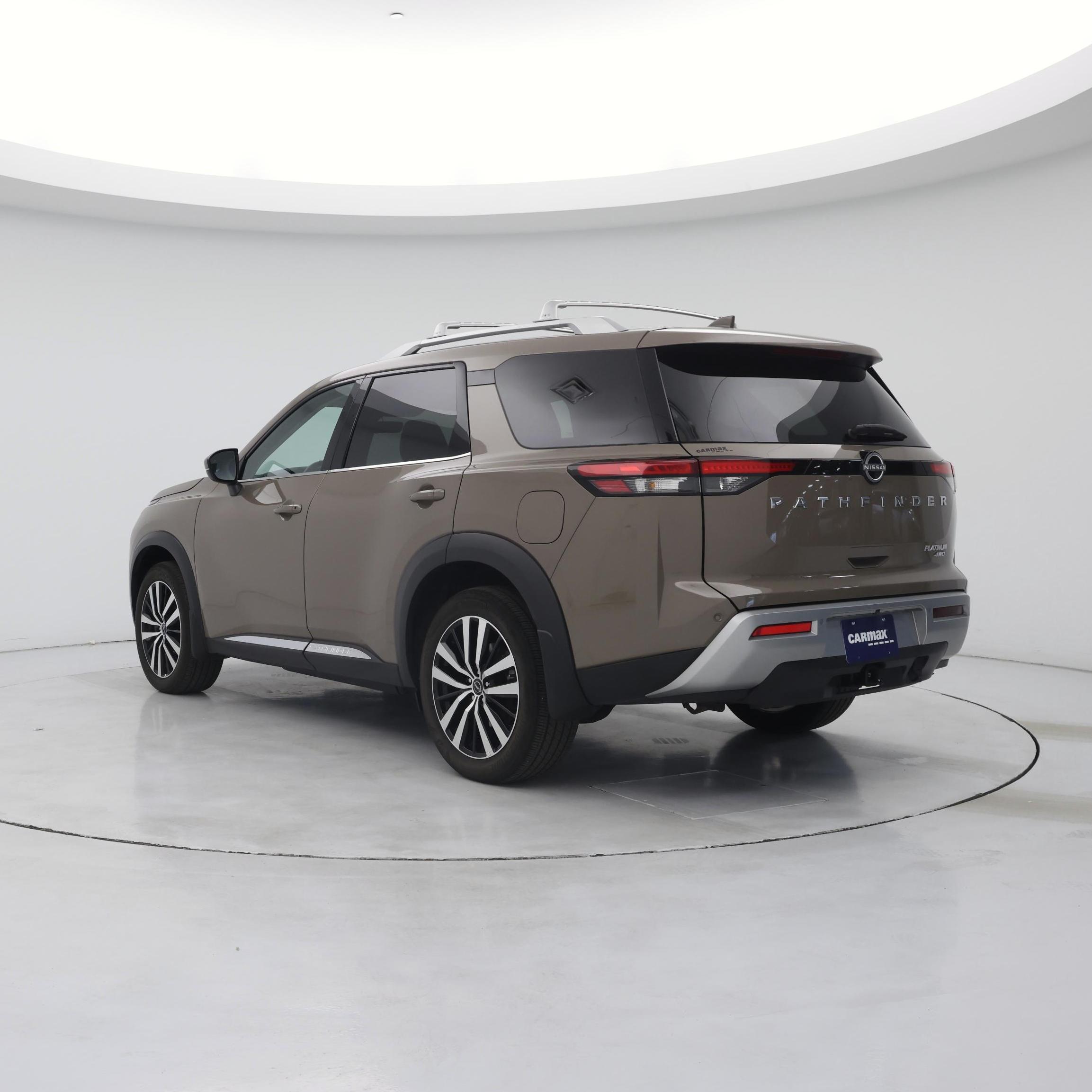 Thumbnail: 2024 Nissan Pathfinder - 2